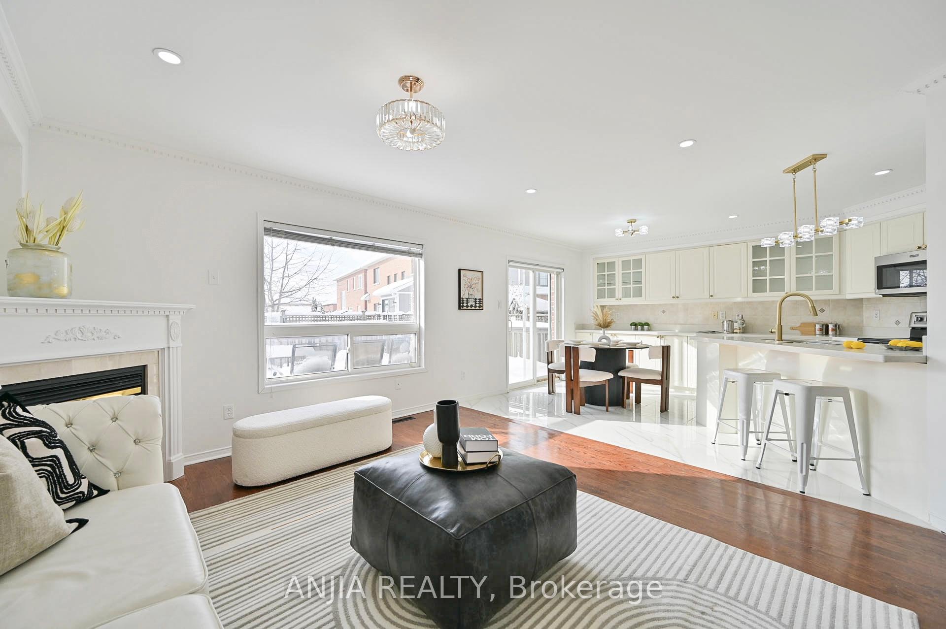 Photo 7 of 8 Stotts Crescent, Markham, Wismer — HOMEH