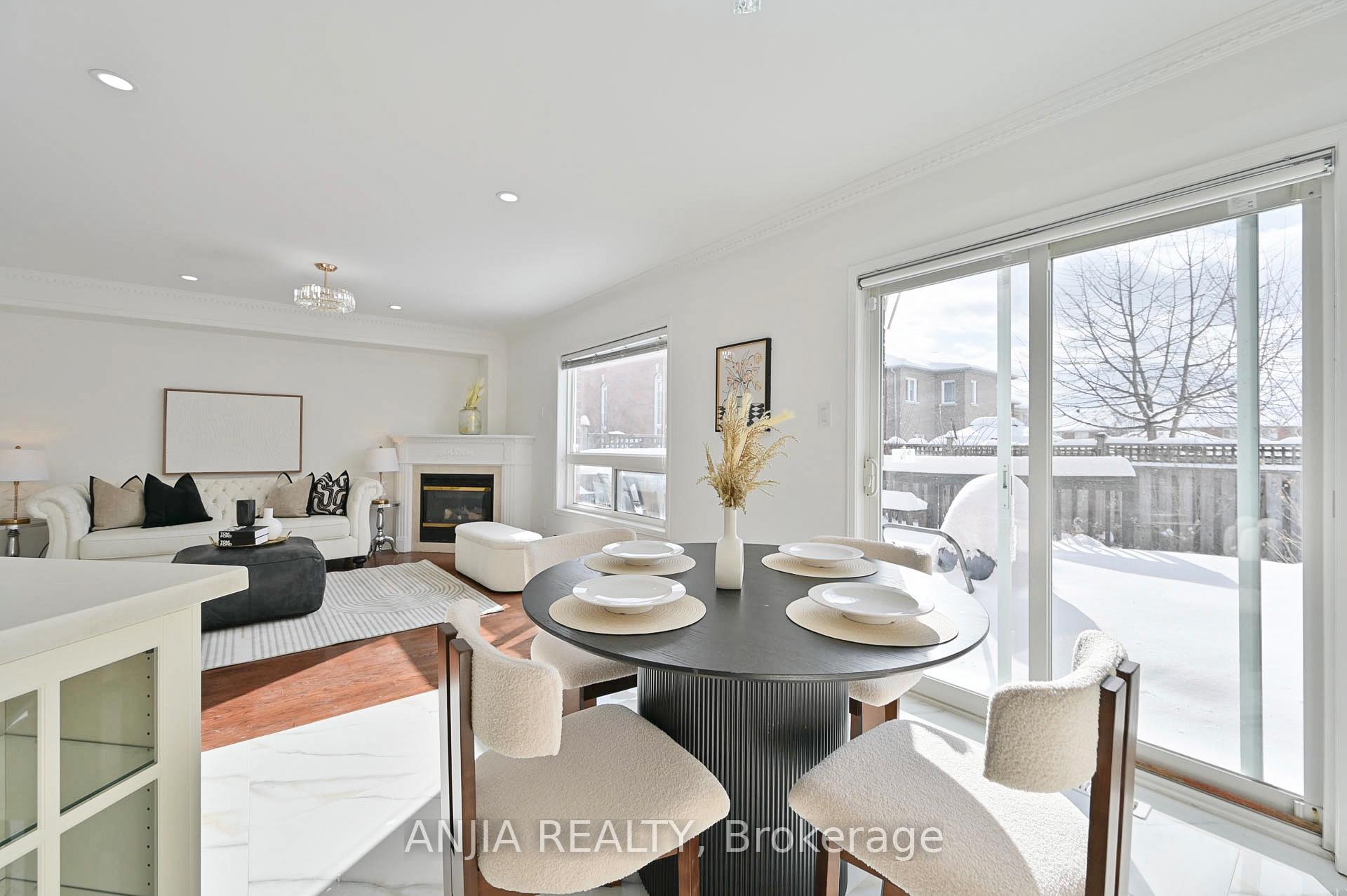 Photo 13 of 8 Stotts Crescent, Markham, Wismer — HOMEH