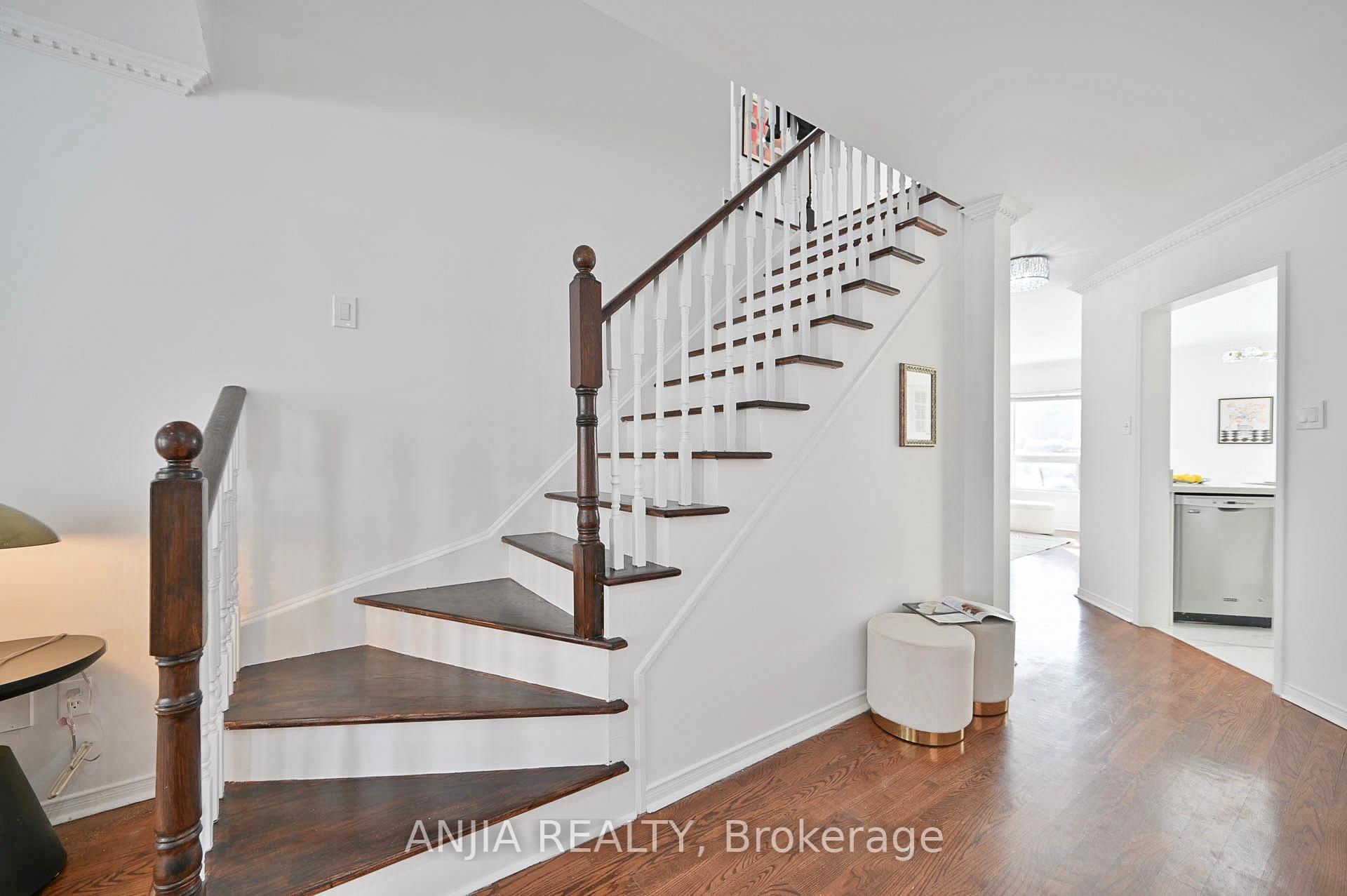 Photo 24 of 8 Stotts Crescent, Markham, Wismer — HOMEH