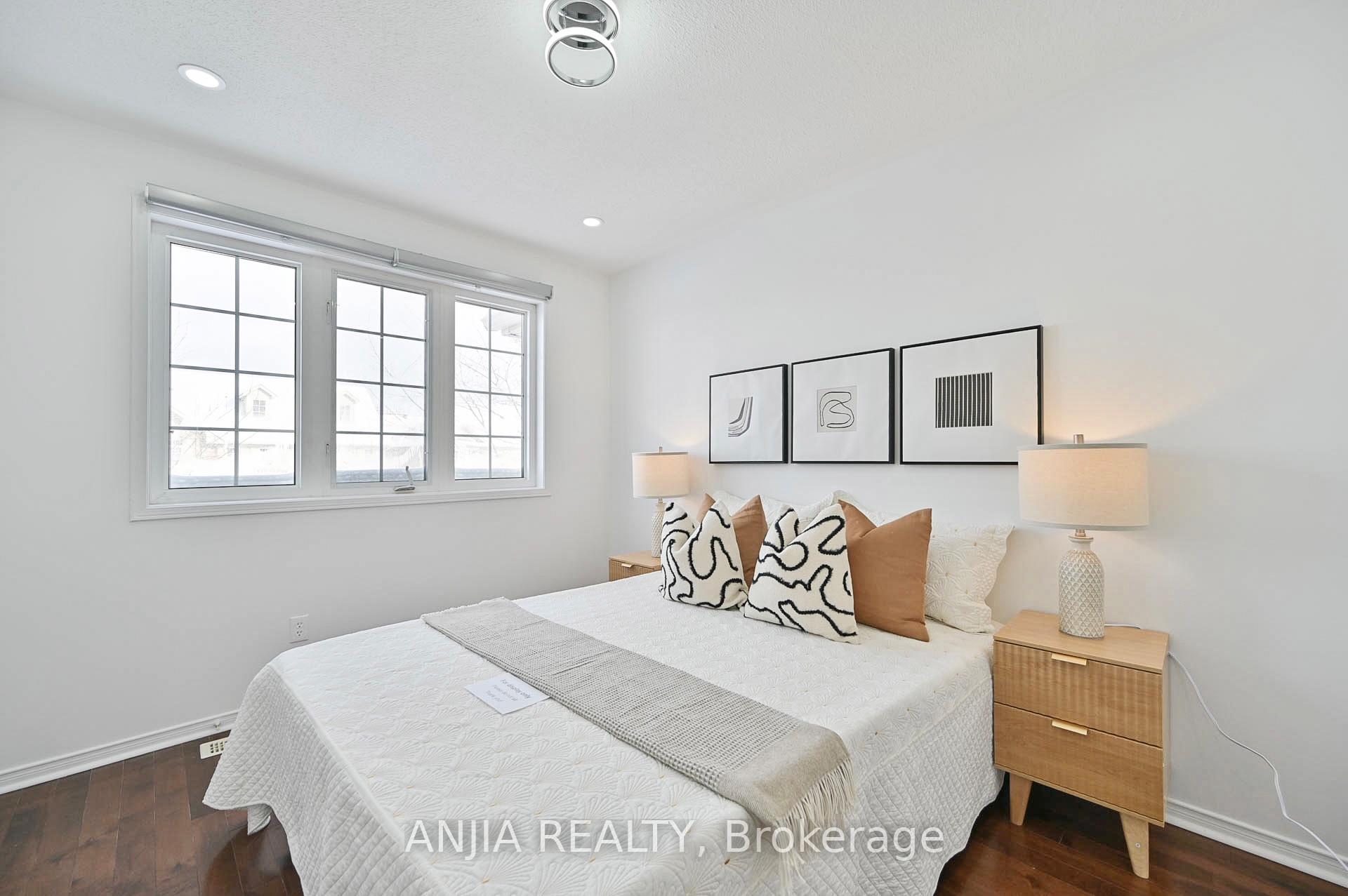 Photo 29 of 8 Stotts Crescent, Markham, Wismer — HOMEH