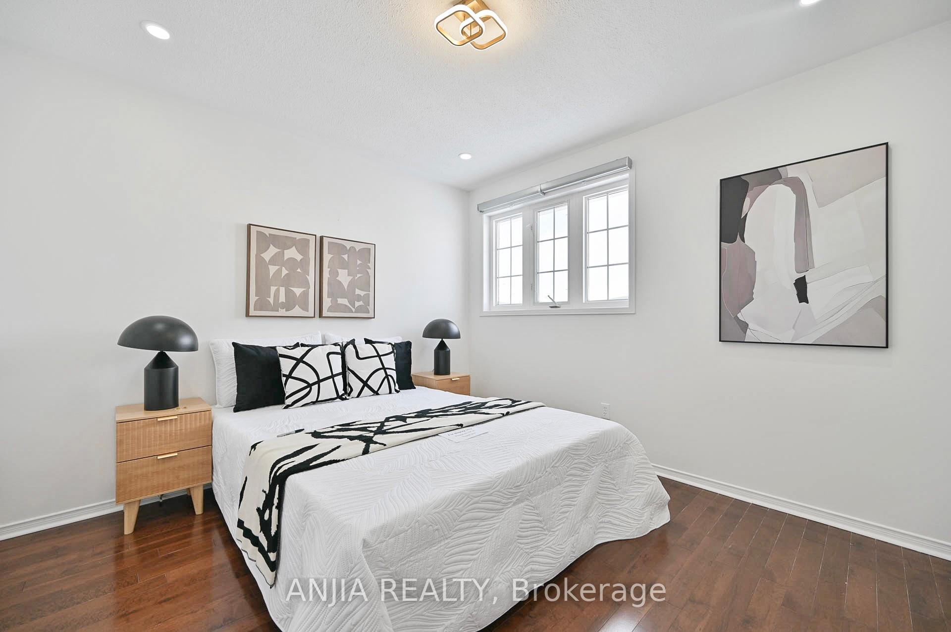 Photo 31 of 8 Stotts Crescent, Markham, Wismer — HOMEH