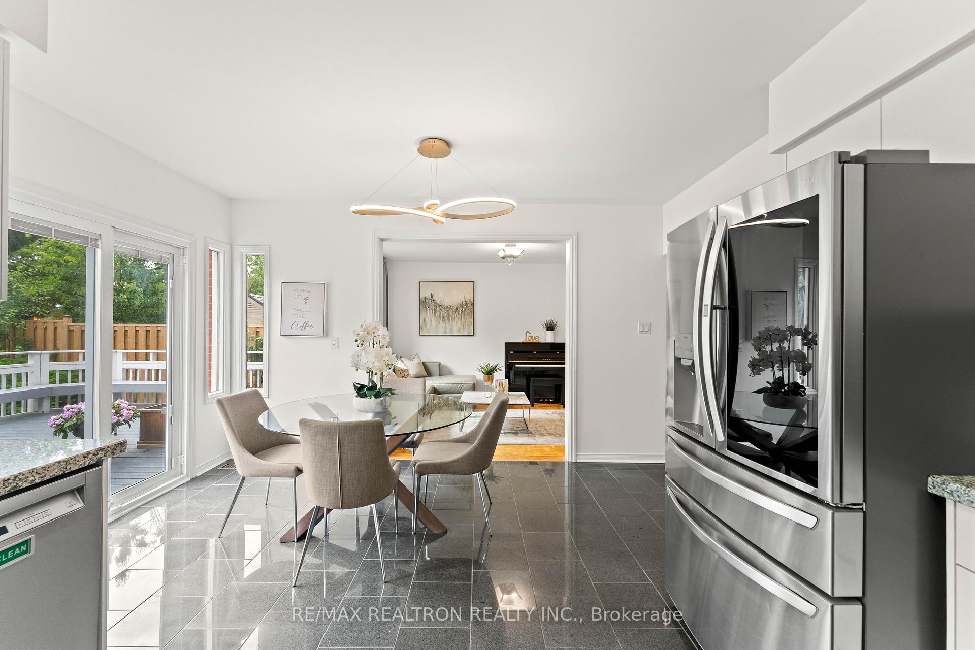 Photo 17 of 11 Cantertrot Court, Vaughan, Brownridge — HOMEH