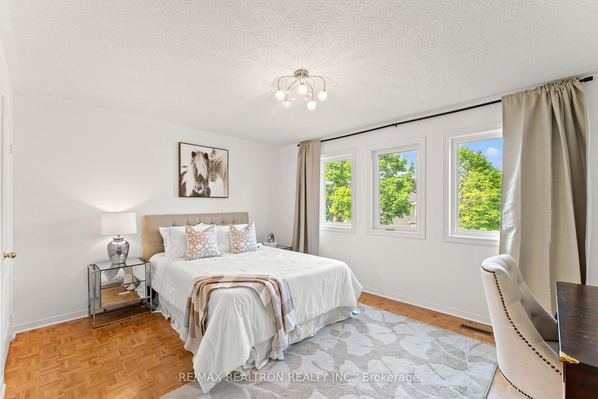Photo 25 of 11 Cantertrot Court, Vaughan, Brownridge — HOMEH