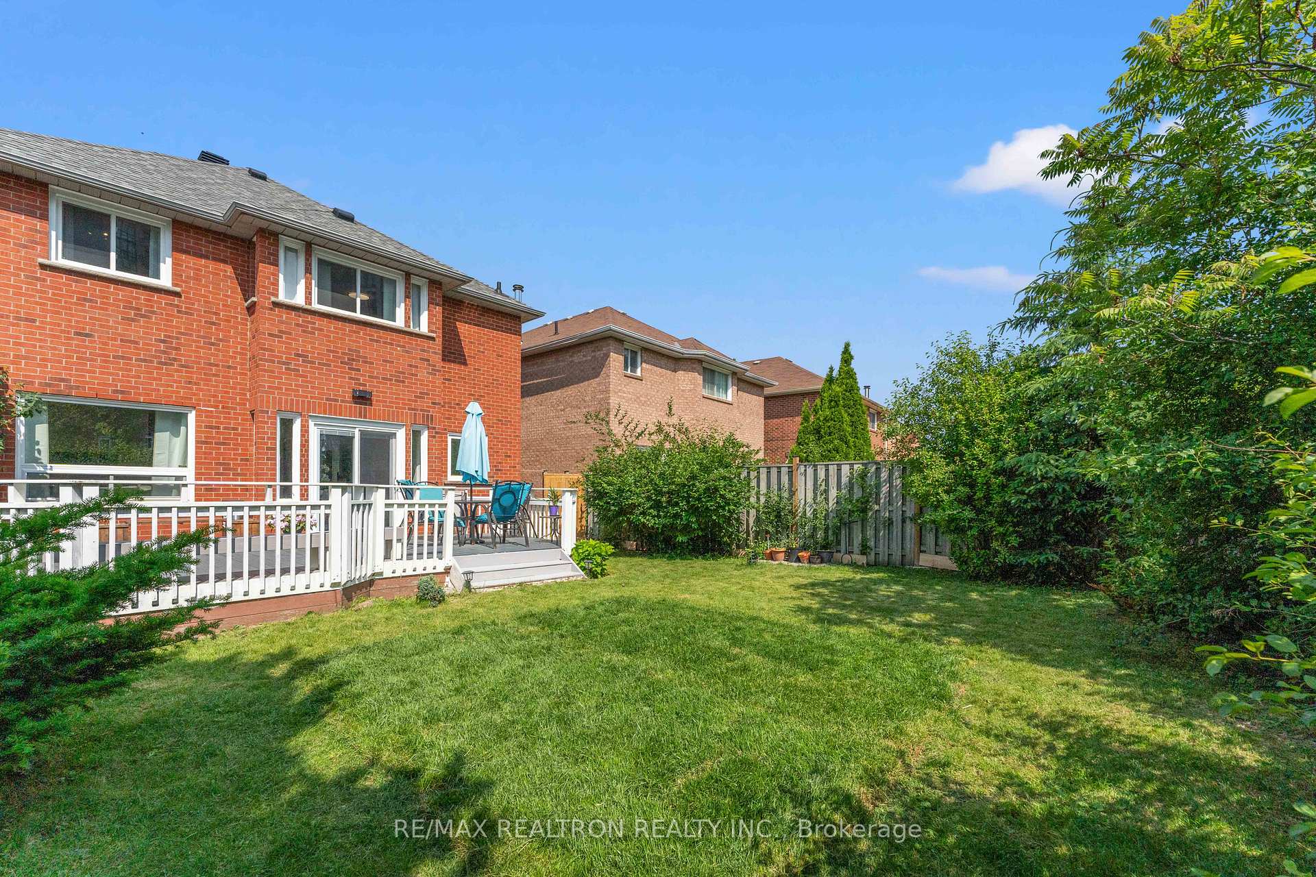 Photo 46 of 11 Cantertrot Court, Vaughan, Brownridge — HOMEH