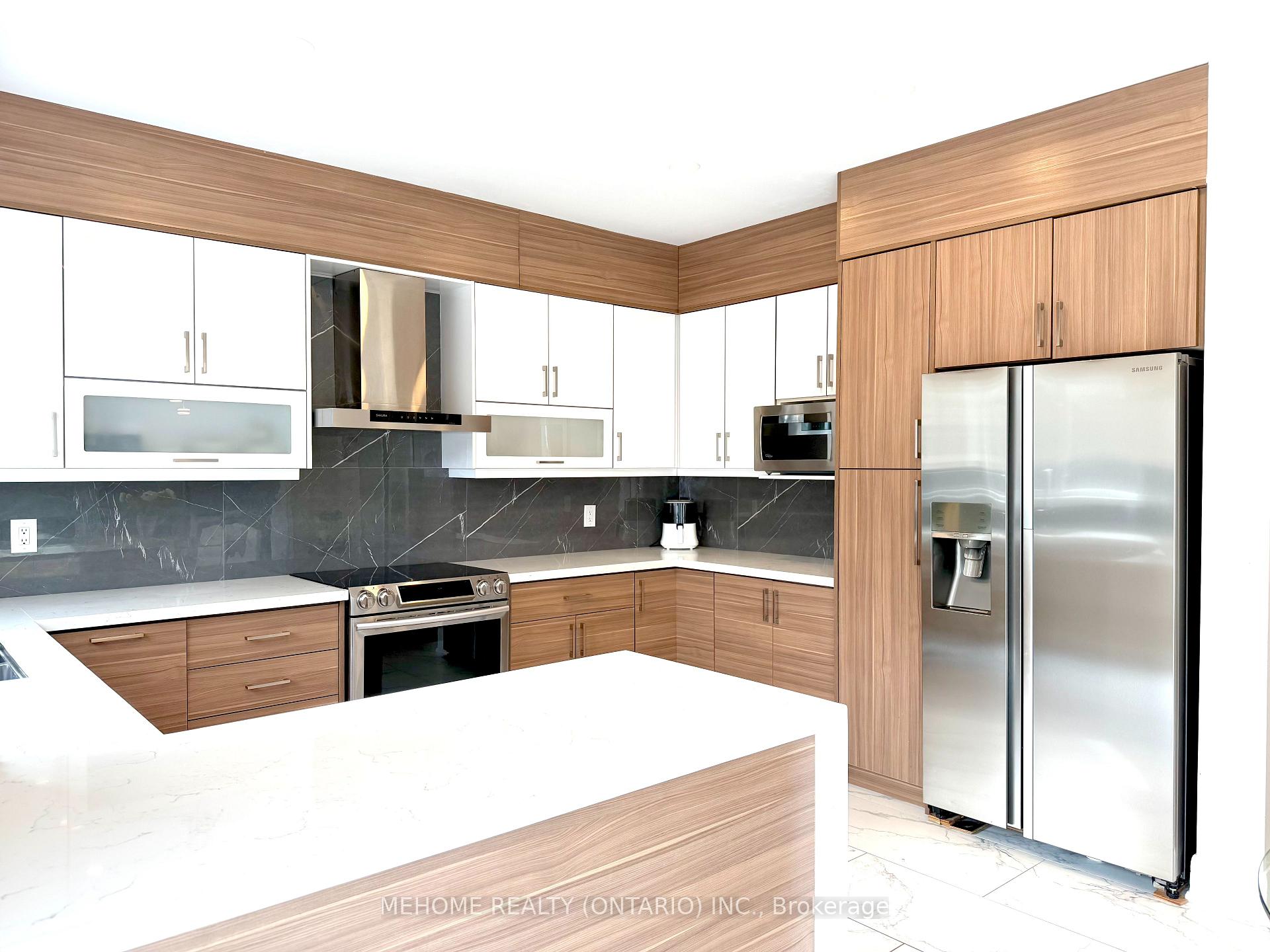 Photo 25 of 277 Ten Oaks Boulevard, Vaughan, Patterson — HOMEH