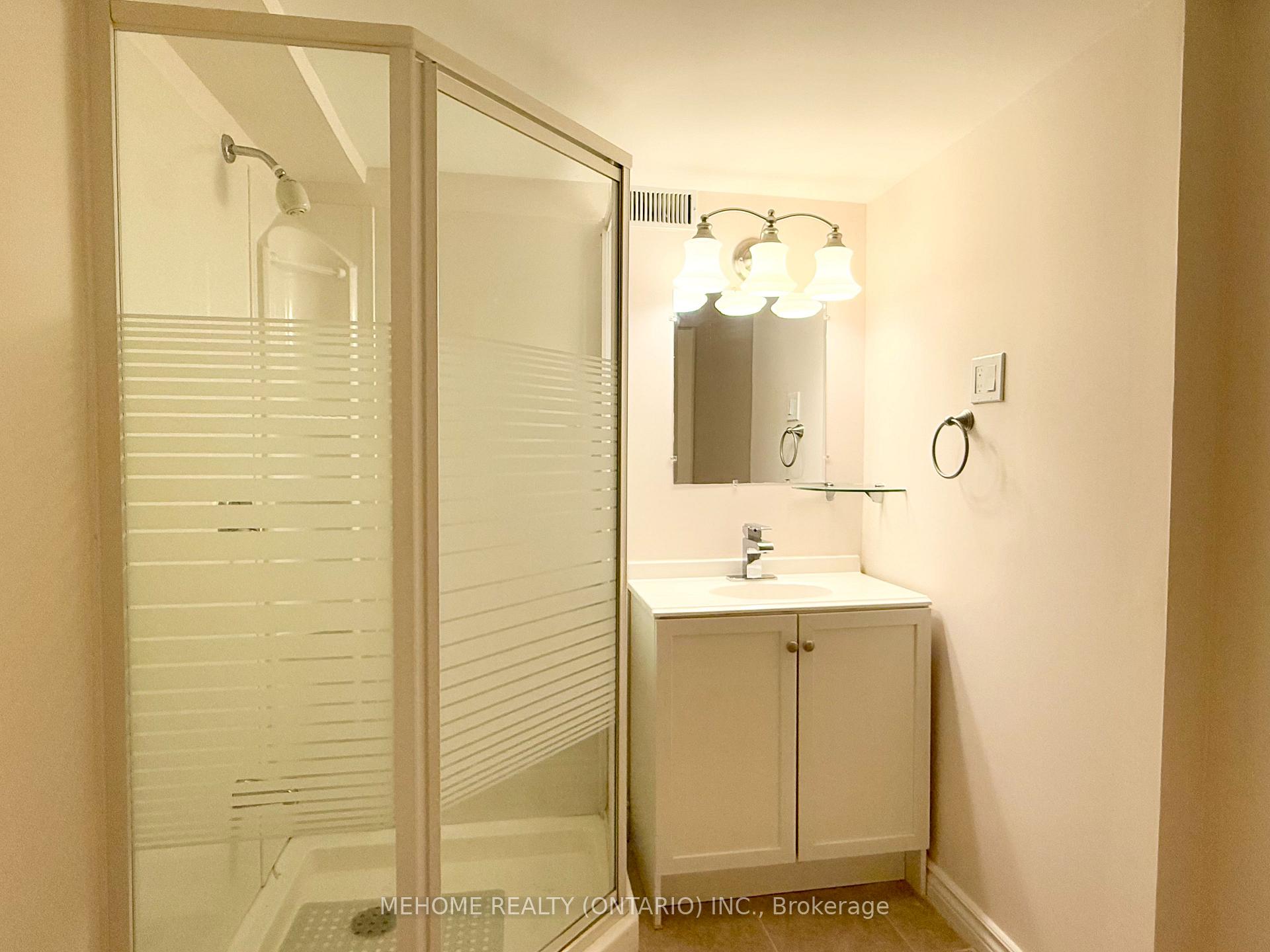 Photo 43 of 277 Ten Oaks Boulevard, Vaughan, Patterson — HOMEH