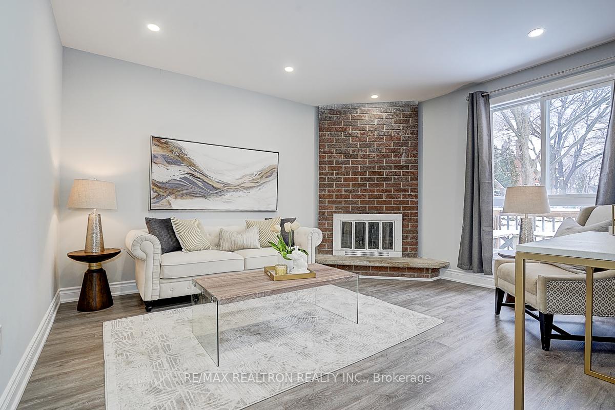 Photo 11 of 91 Tangmere Crescent, Markham, Milliken Mills East — HOMEH
