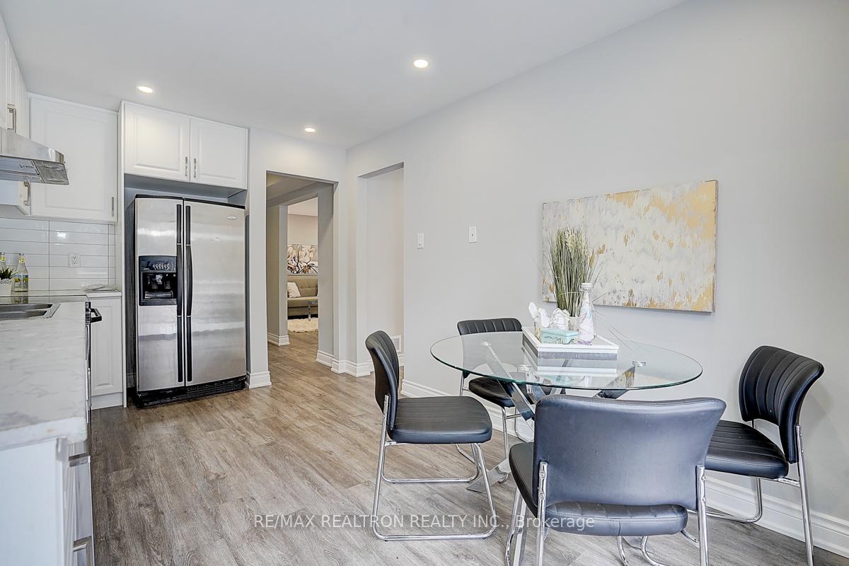 Photo 8 of 91 Tangmere Crescent, Markham, Milliken Mills East — HOMEH