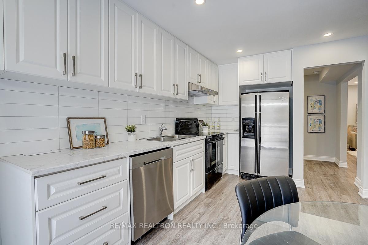 Photo 19 of 91 Tangmere Crescent, Markham, Milliken Mills East — HOMEH