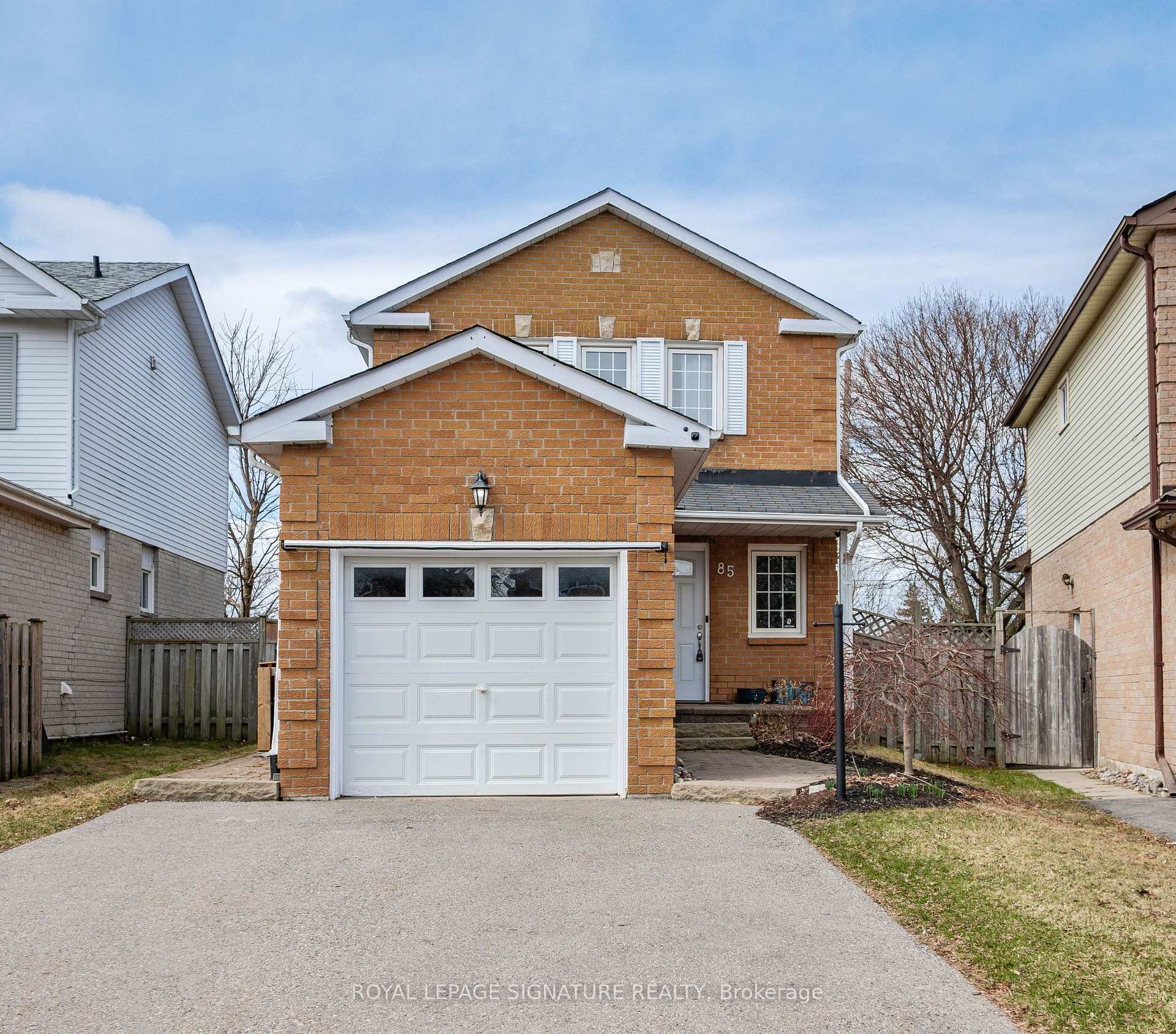 Photo 1 of 85 Turnberry Crescent, Clarington, Courtice — HOMEH