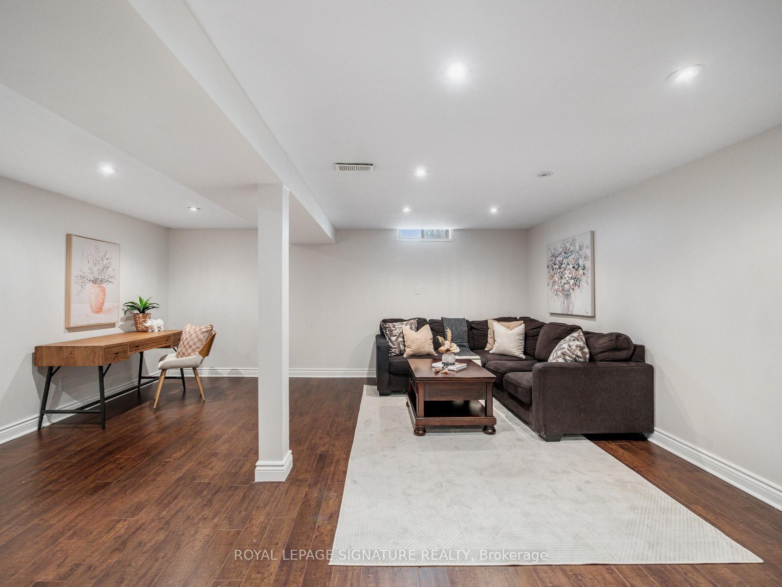 Photo 24 of 85 Turnberry Crescent, Clarington, Courtice — HOMEH
