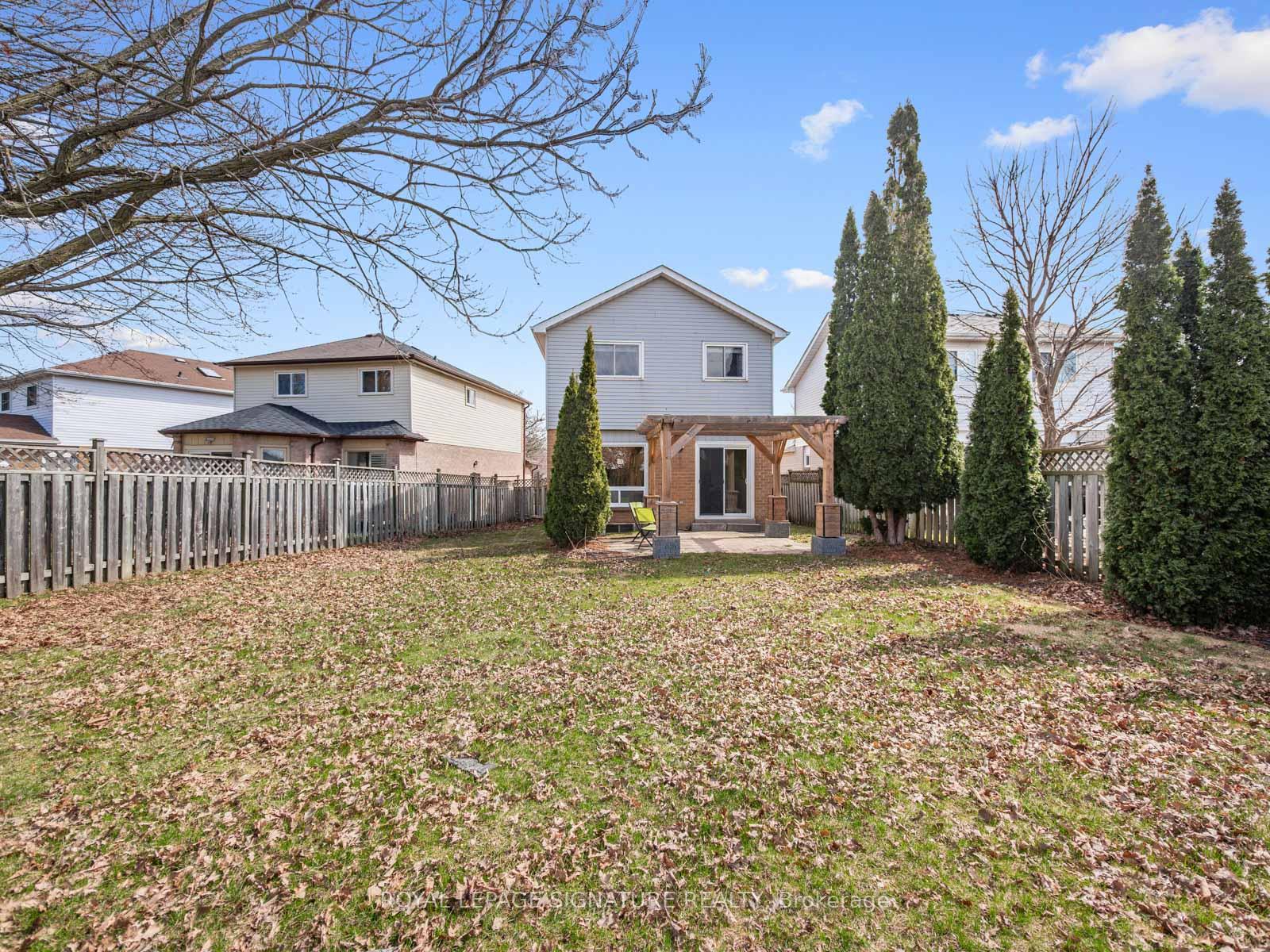 Photo 33 of 85 Turnberry Crescent, Clarington, Courtice — HOMEH