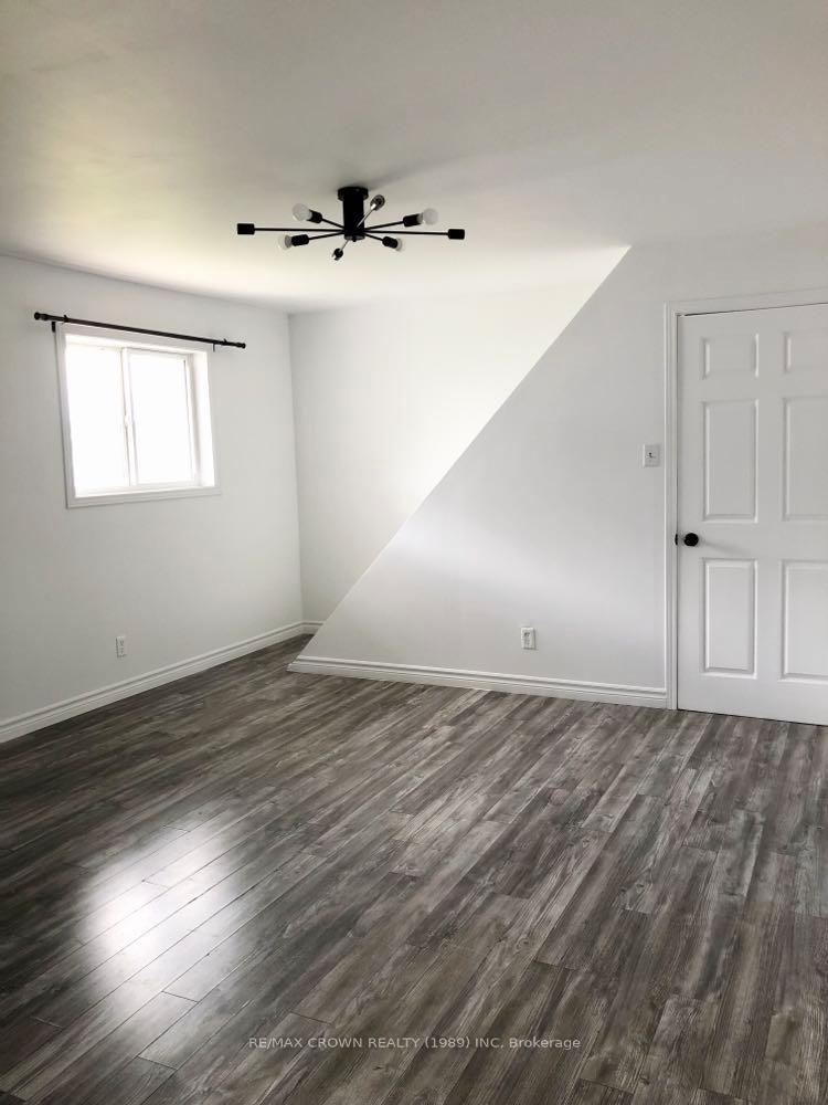 Photo 15 of 120 Byng Avenue, Kapuskasing — HOMEH