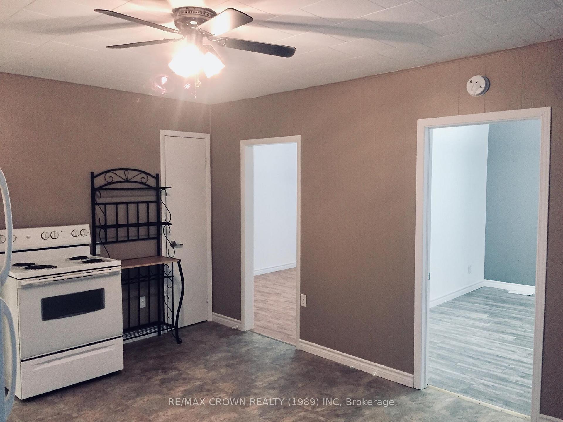 Photo 35 of 120 Byng Avenue, Kapuskasing — HOMEH