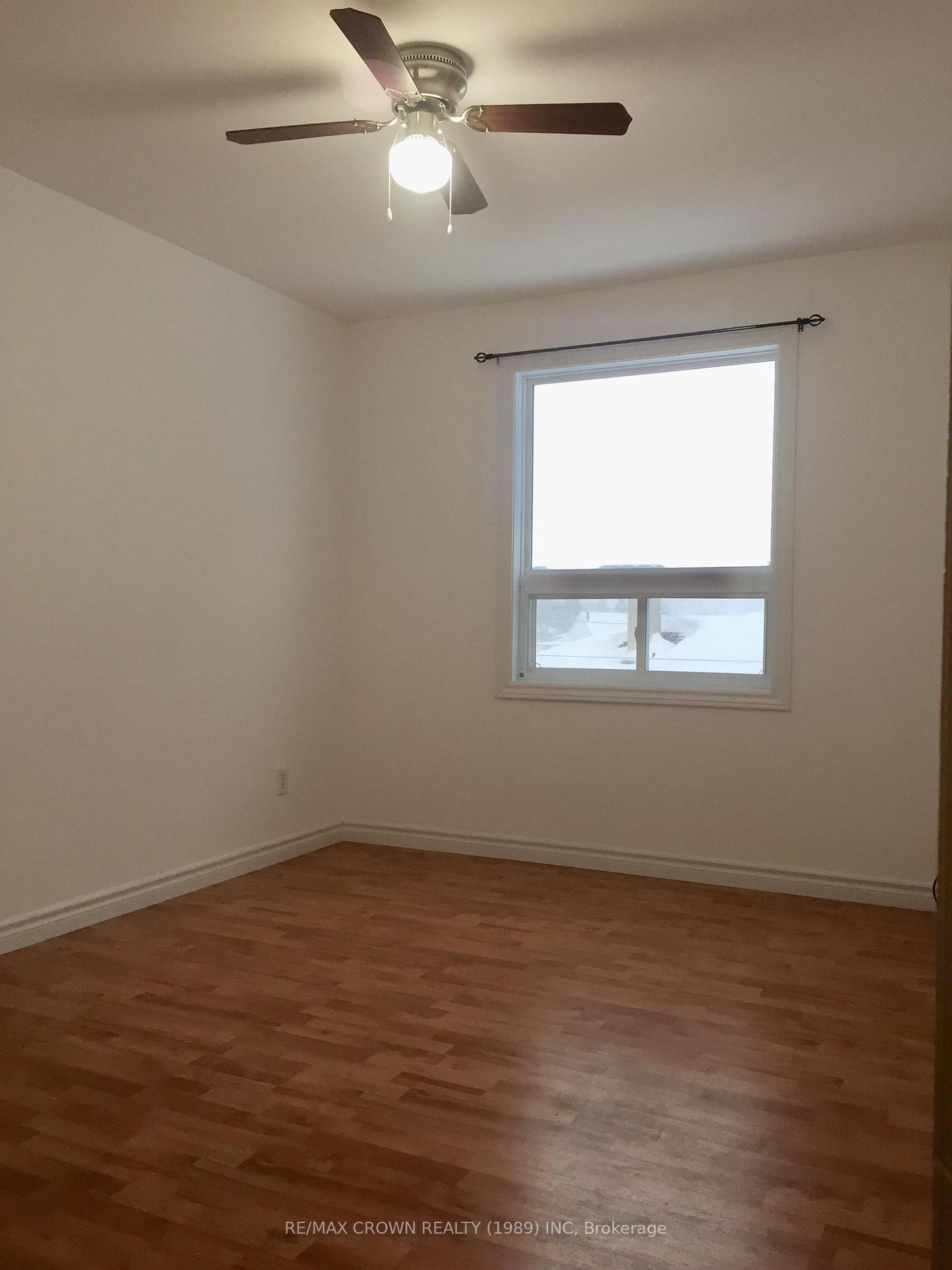 Photo 33 of 120 Byng Avenue, Kapuskasing — HOMEH