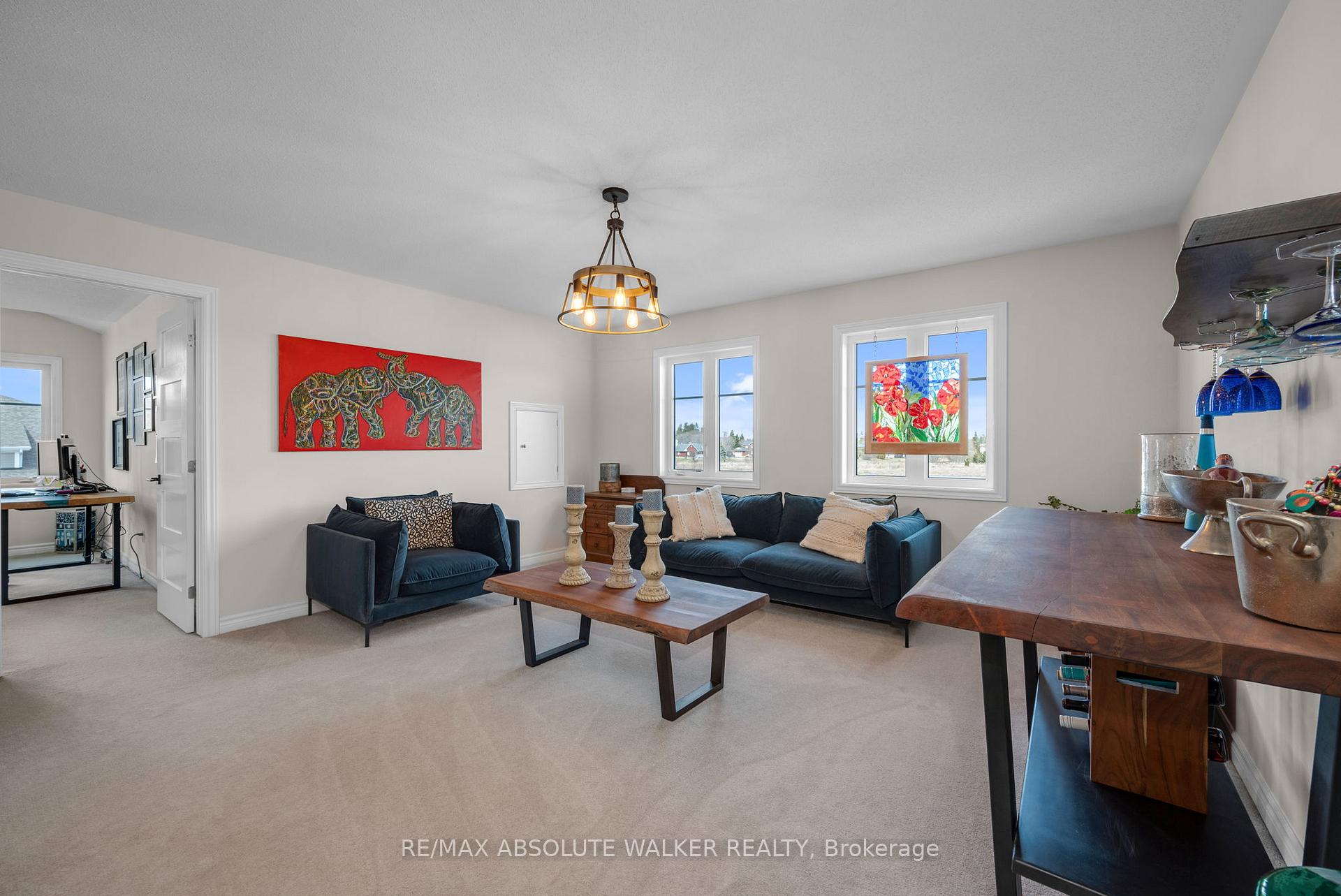 Photo 22 of 31 Pelham Crescent, Ottawa, Goulbourn Twp From Franktown Rd/South To Rideau — HOMEH