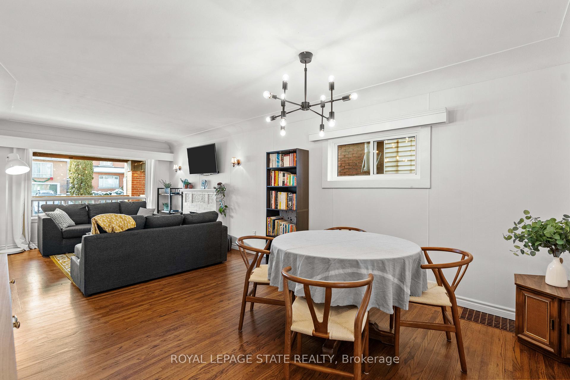 Photo 11 of 552 Aberdeen Avenue, Hamilton, Kirkendall — HOMEH
