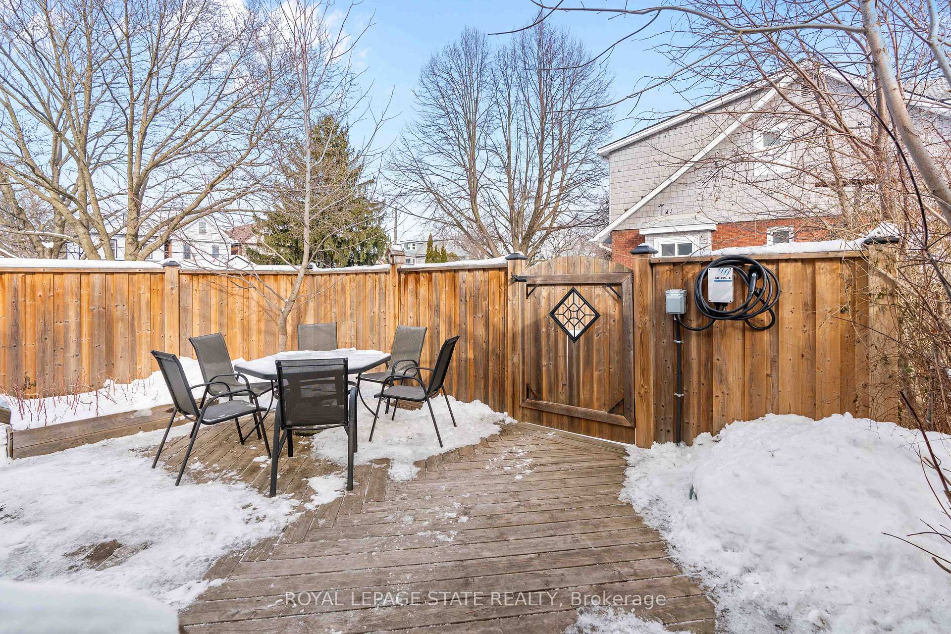 Photo 36 of 552 Aberdeen Avenue, Hamilton, Kirkendall — HOMEH