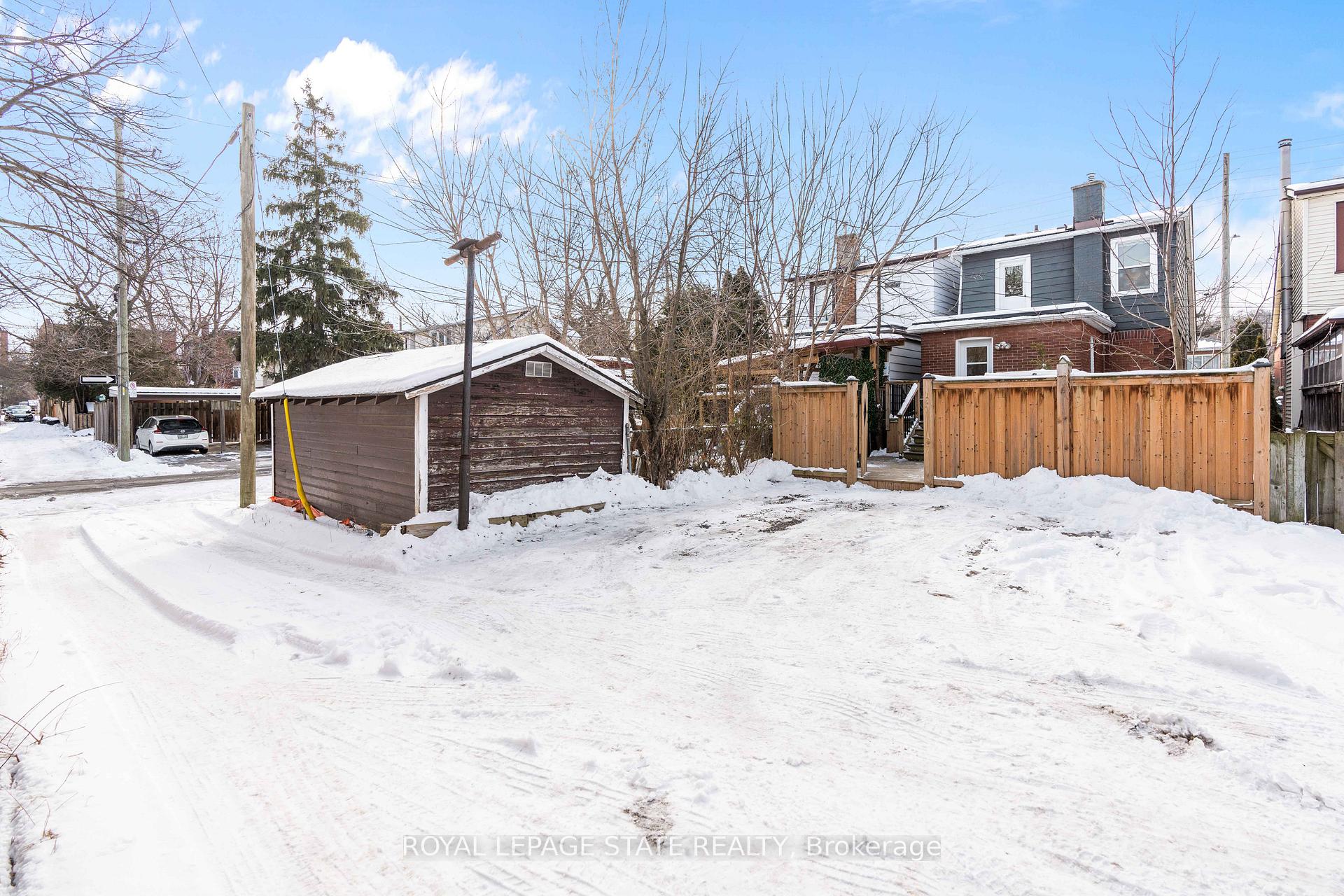 Photo 41 of 552 Aberdeen Avenue, Hamilton, Kirkendall — HOMEH