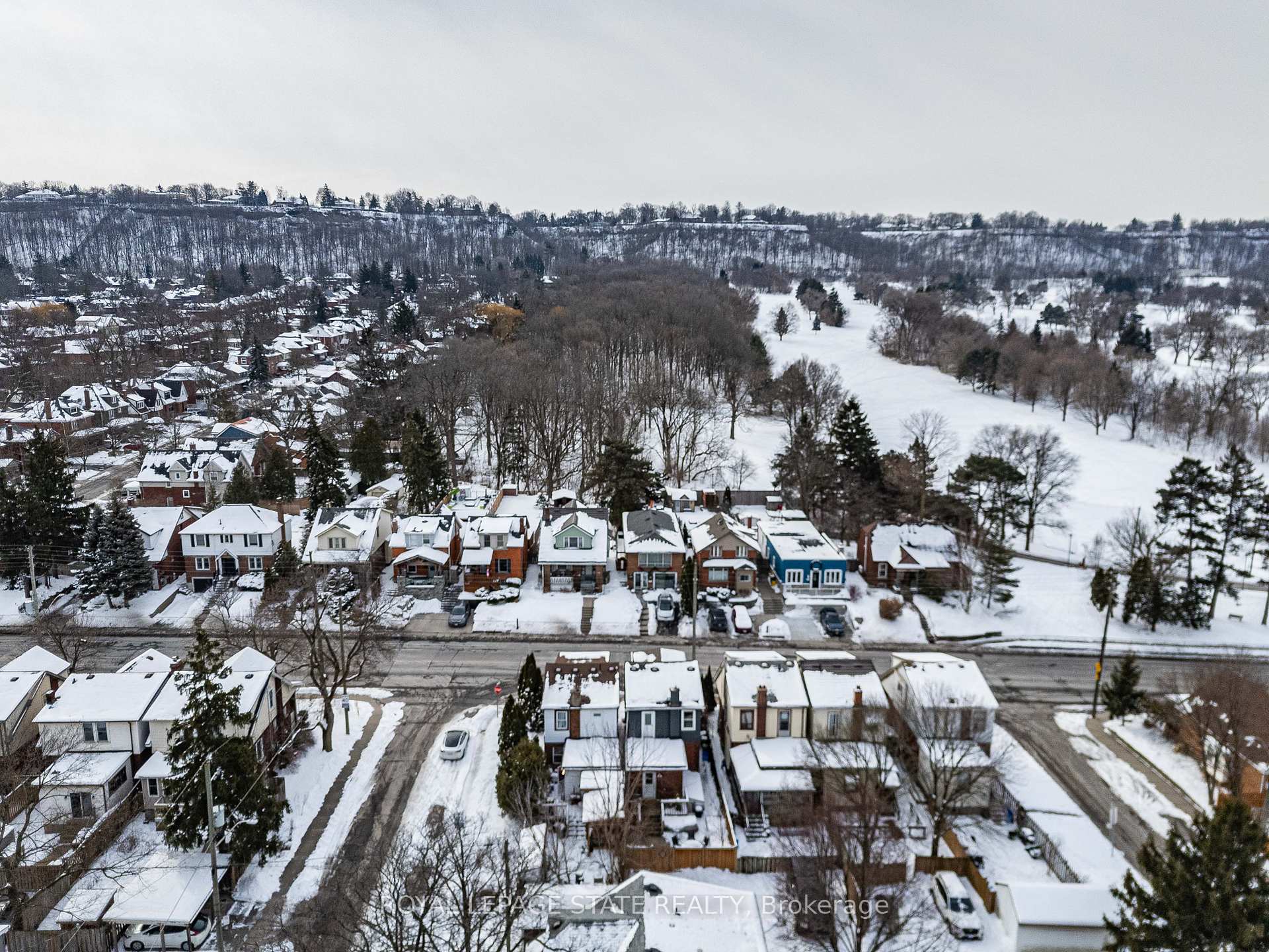 Photo 37 of 552 Aberdeen Avenue, Hamilton, Kirkendall — HOMEH