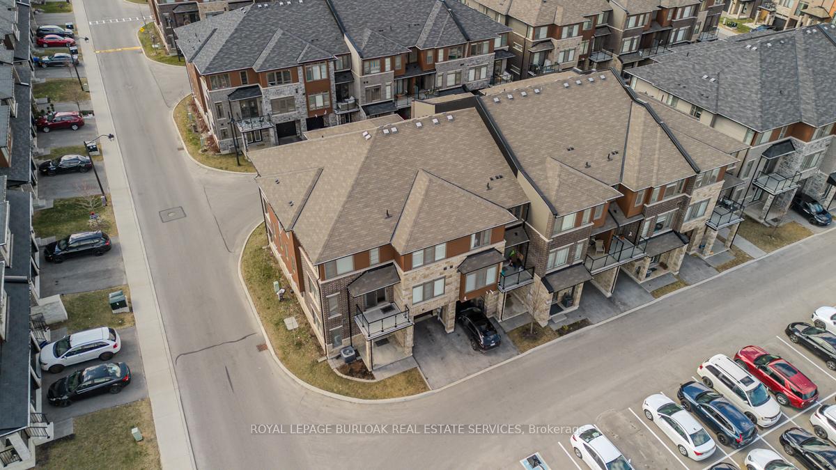 Photo 2 of Unit 164, 30 Times Square Boulevard, Hamilton, Stoney Creek Mountain — HOMEH