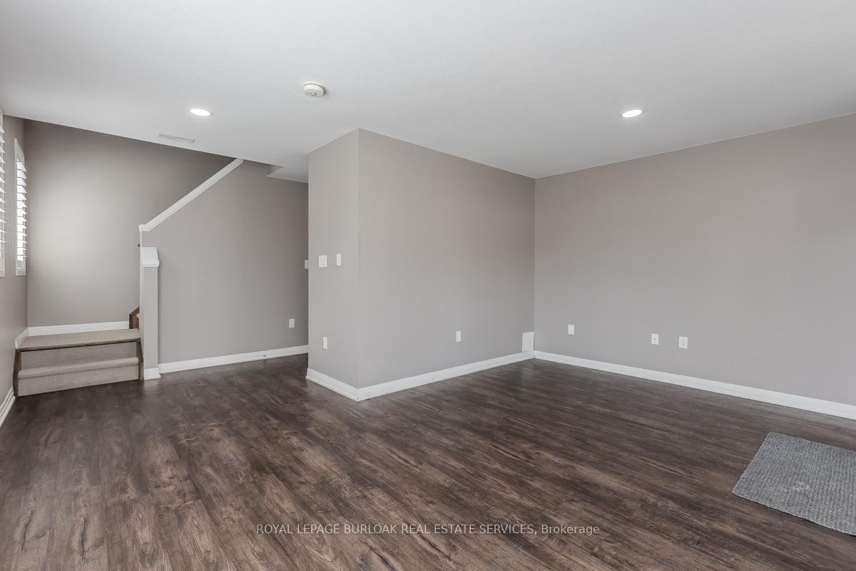 Photo 6 of Unit 164, 30 Times Square Boulevard, Hamilton, Stoney Creek Mountain — HOMEH