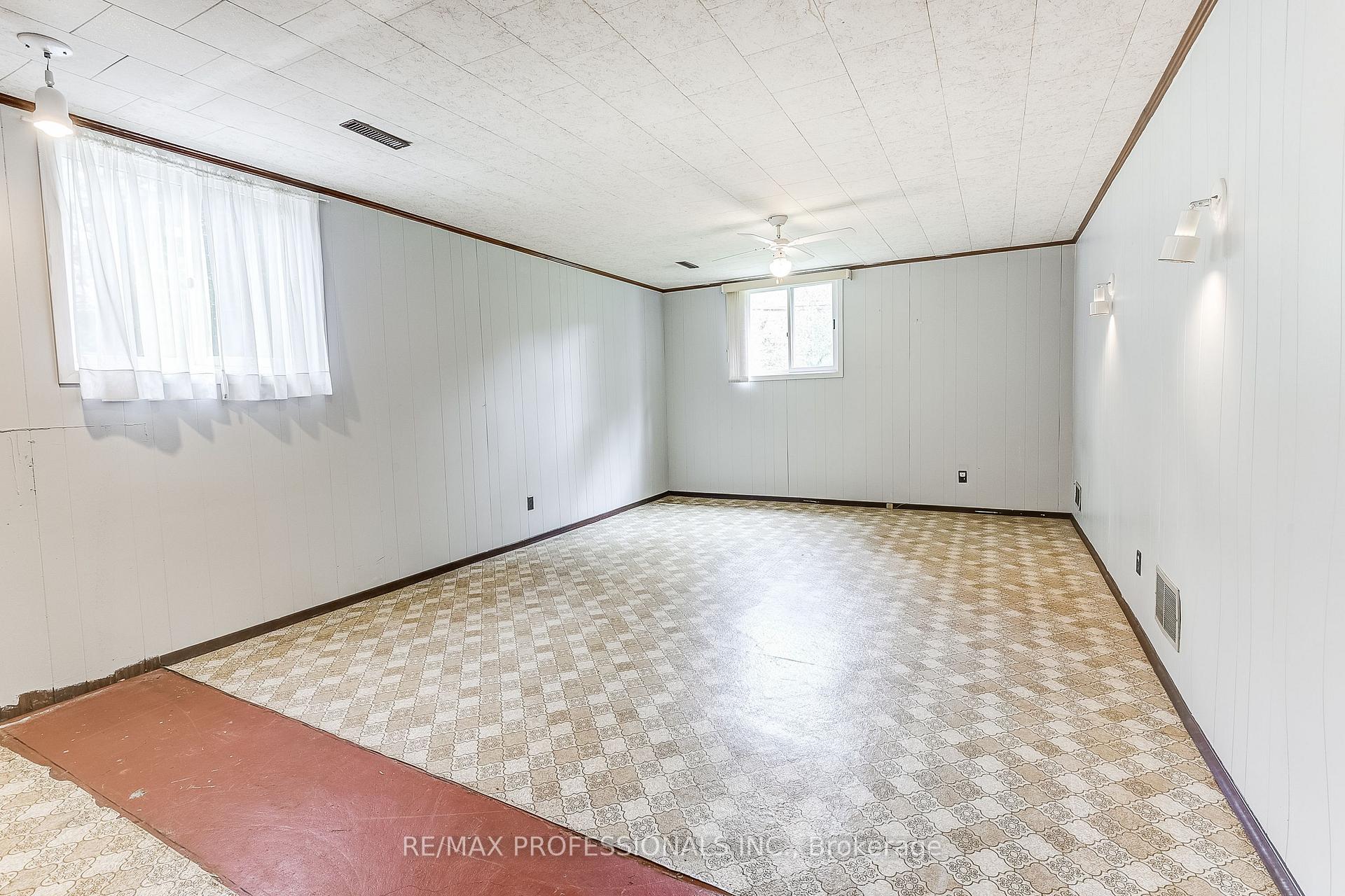 Photo 32 of 11 Shadbolt Court, Markham, Unionville — HOMEH