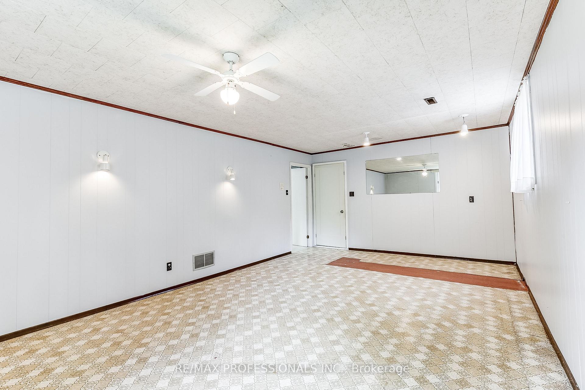 Photo 31 of 11 Shadbolt Court, Markham, Unionville — HOMEH