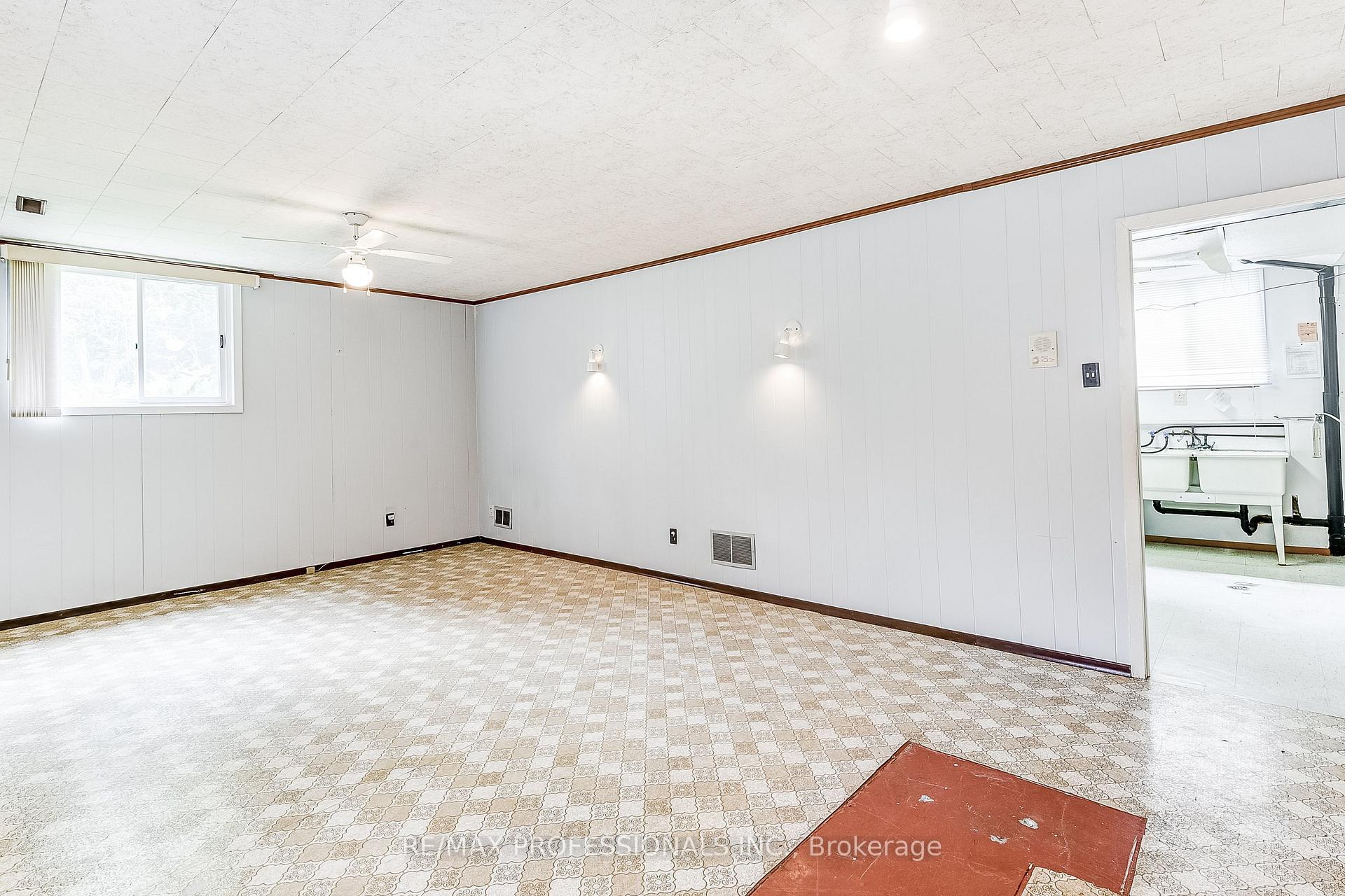 Photo 33 of 11 Shadbolt Court, Markham, Unionville — HOMEH