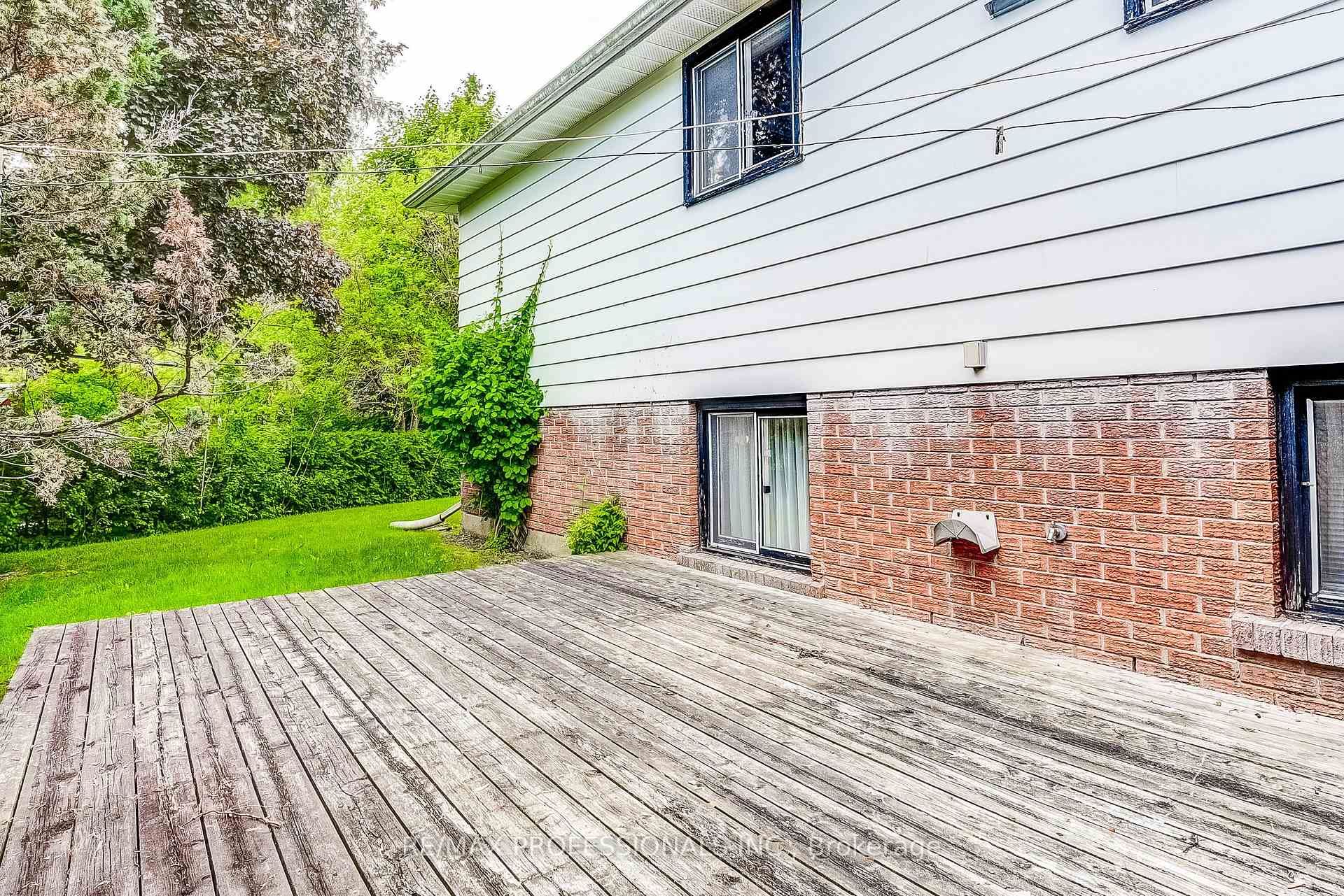 Photo 38 of 11 Shadbolt Court, Markham, Unionville — HOMEH