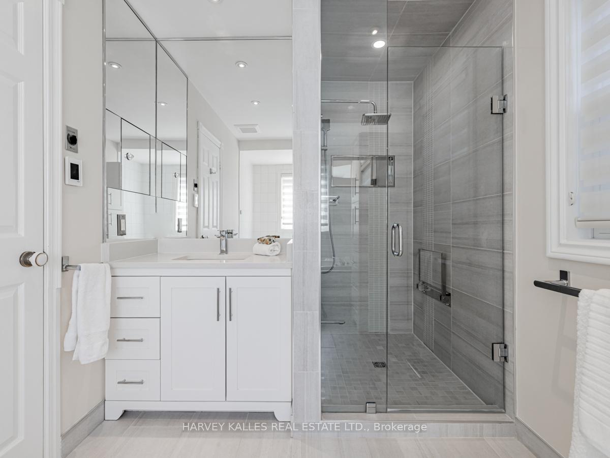 Photo 30 of 23 Danbury Court, Markham, Unionville — HOMEH