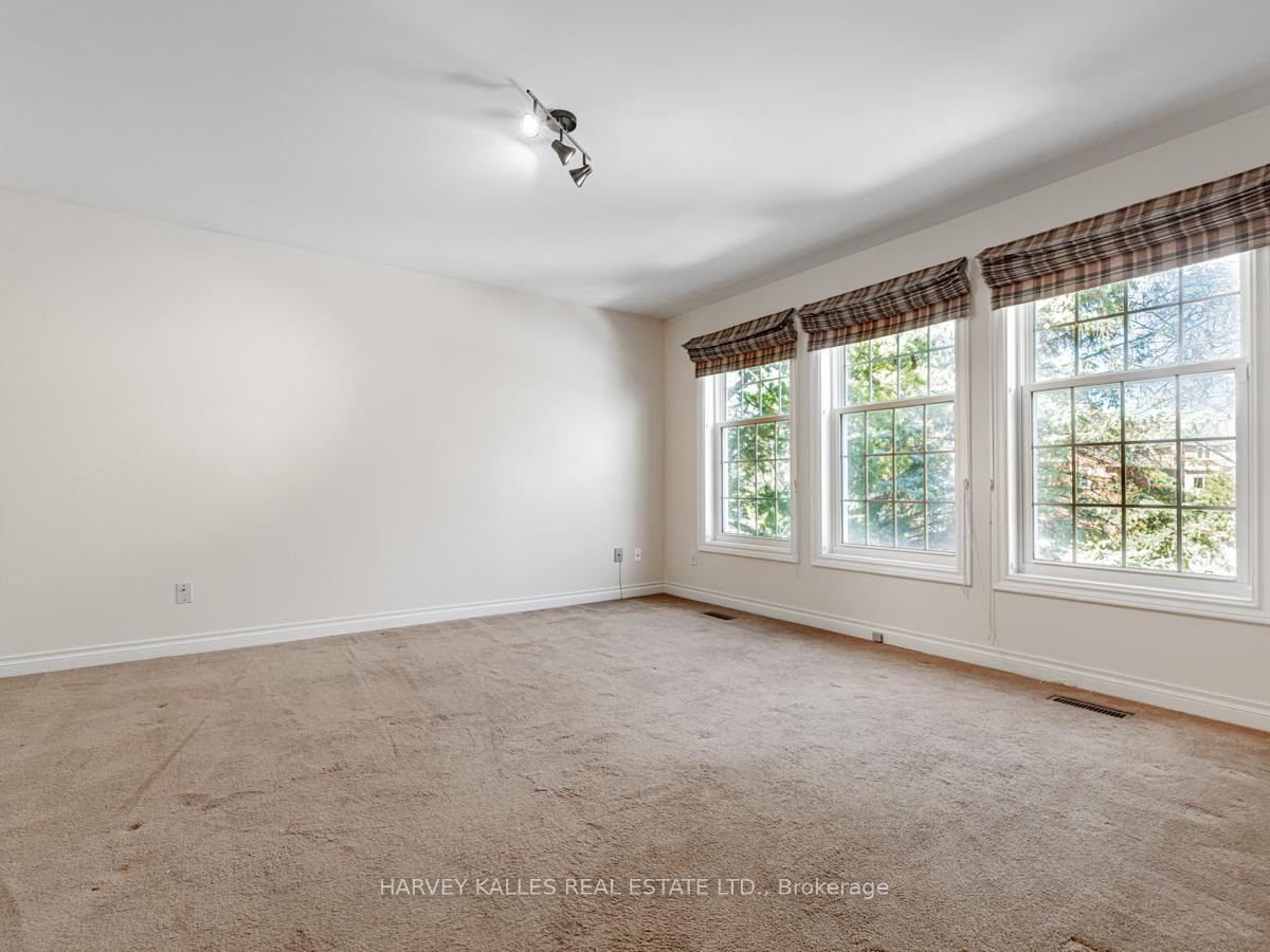 Photo 34 of 23 Danbury Court, Markham, Unionville — HOMEH