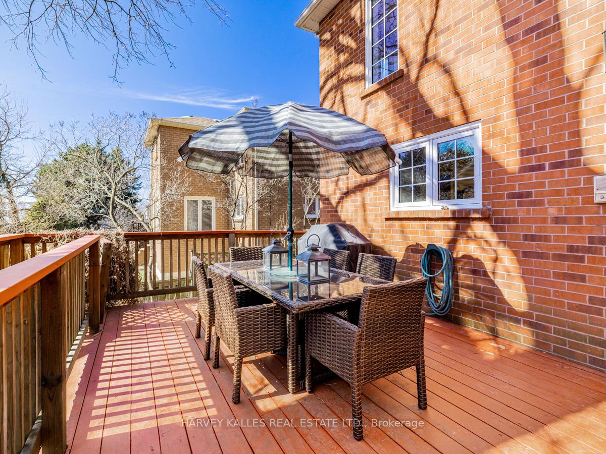 Photo 45 of 23 Danbury Court, Markham, Unionville — HOMEH