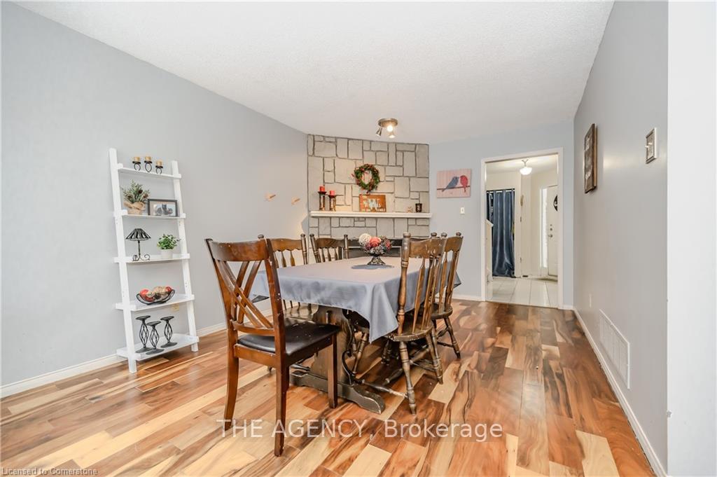 Photo 14 of 80 Middlemiss Crescent, Cambridge — HOMEH