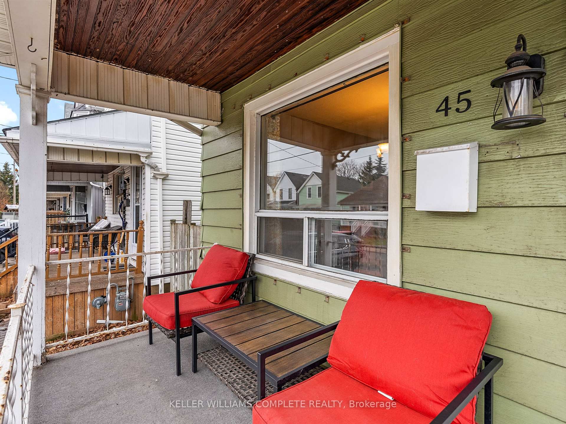 Photo 7 of 45 Glendale Avenue N, Hamilton, Crown Point — HOMEH