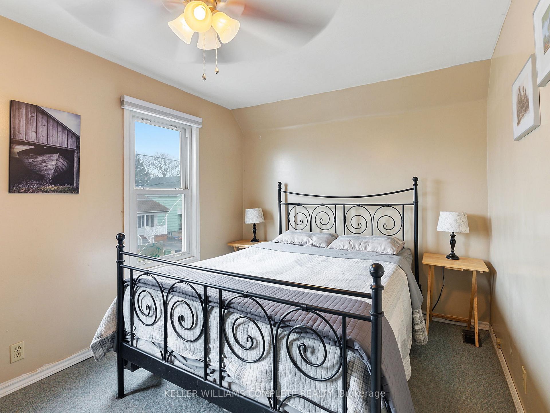 Photo 18 of 45 Glendale Avenue N, Hamilton, Crown Point — HOMEH