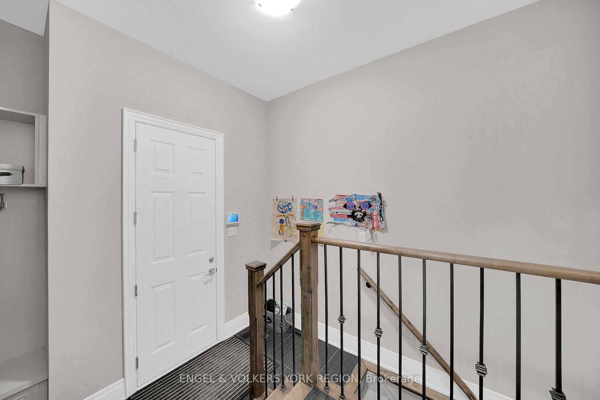 Photo 39 of 24 James Stokes Court, King, King City — HOMEH
