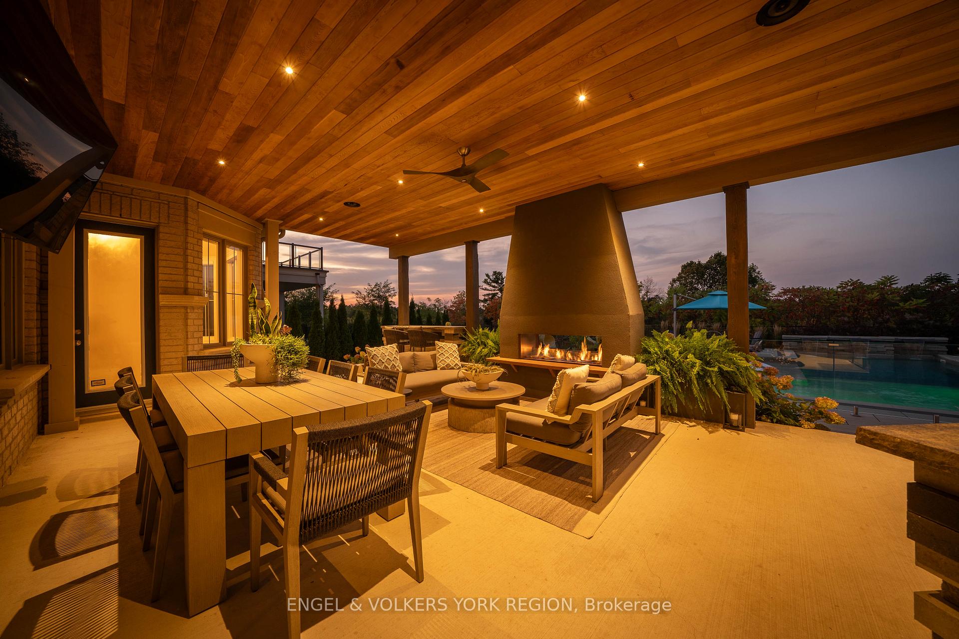 Photo 30 of 24 James Stokes Court, King, King City — HOMEH
