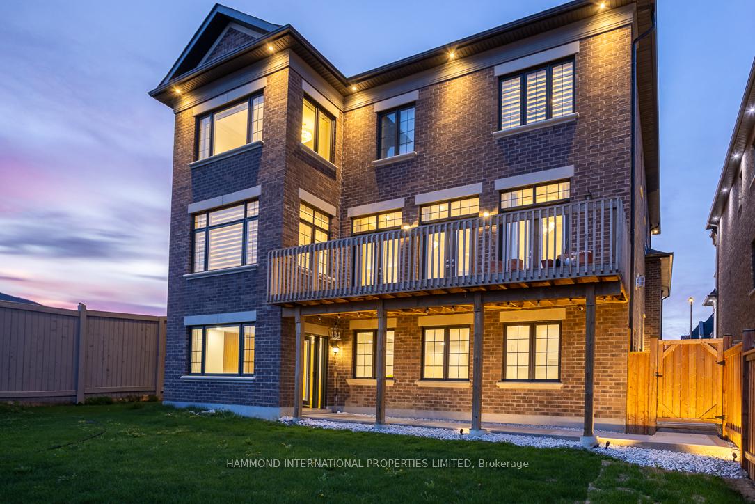 Photo 12 of 41 Deerhaven Crescent, Vaughan, Vellore Village — HOMEH