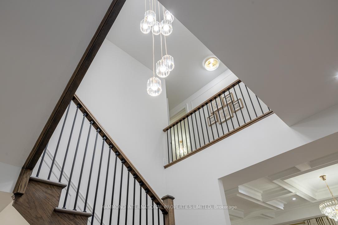Photo 7 of 41 Deerhaven Crescent, Vaughan, Vellore Village — HOMEH