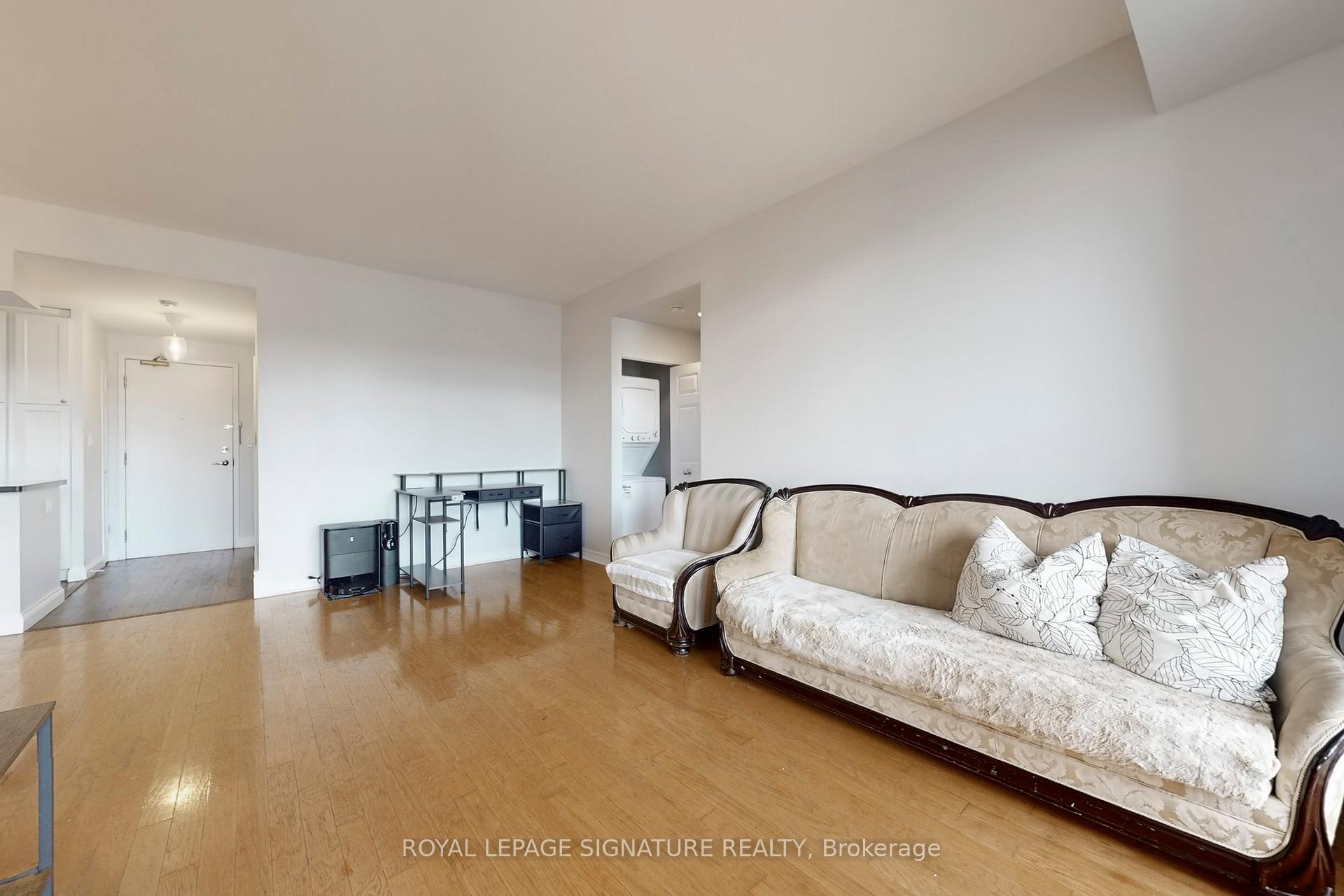 Photo 8 of Unit 310, 1750 Bayview Avenue, Toronto, Mount Pleasant East — HOMEH