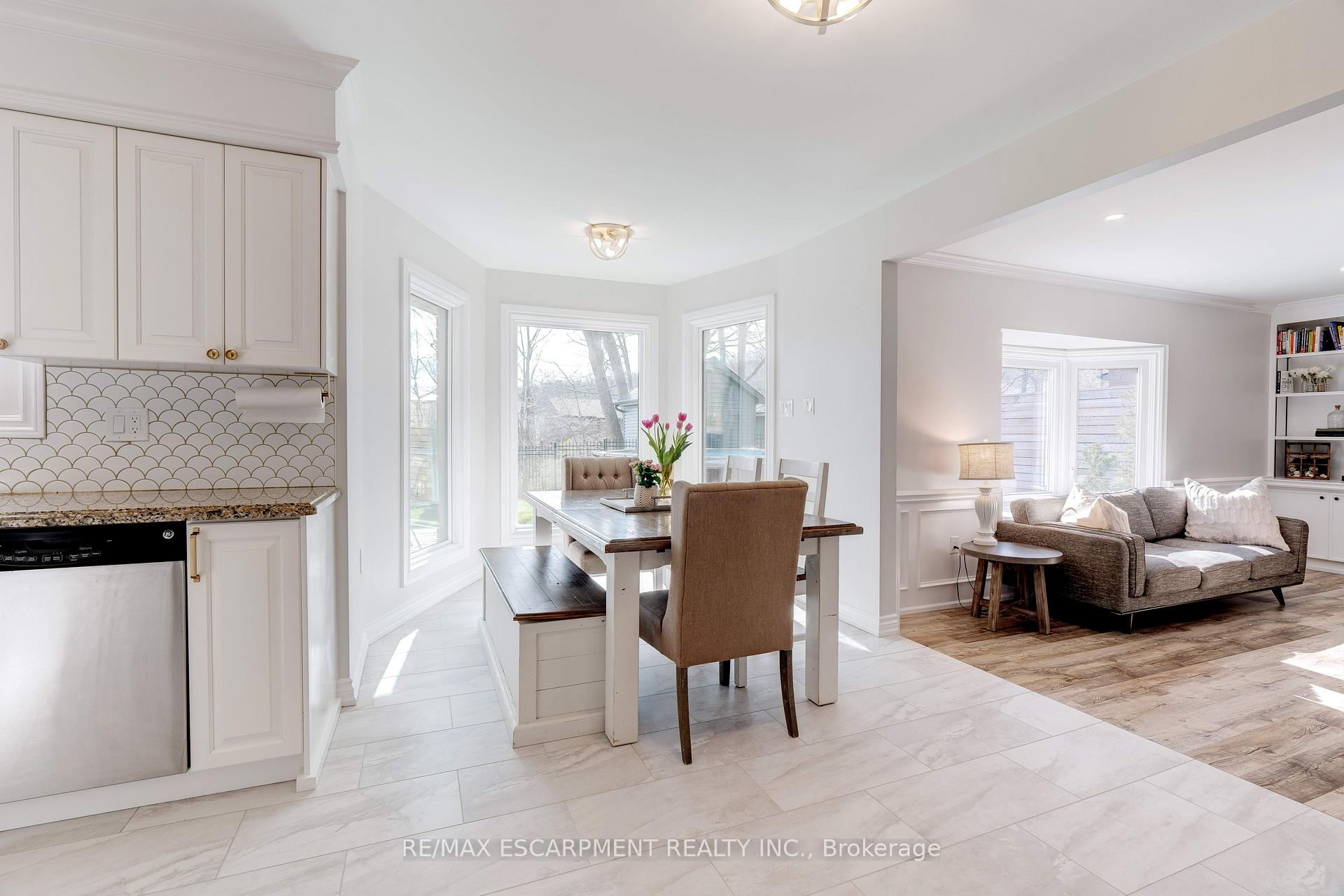 Photo 10 of 10 Mathers Drive, Hamilton, Stoney Creek — HOMEH