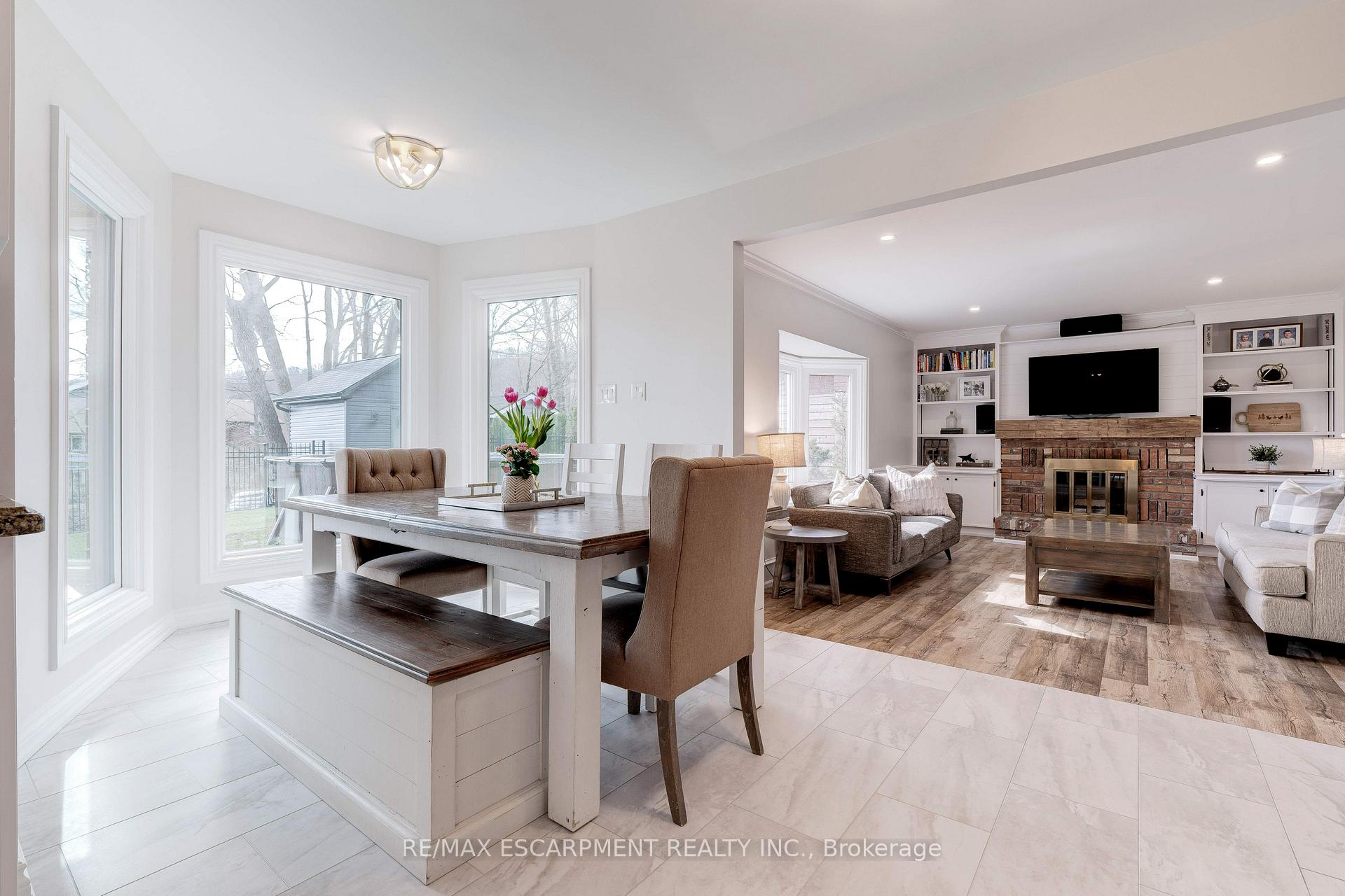 Photo 16 of 10 Mathers Drive, Hamilton, Stoney Creek — HOMEH