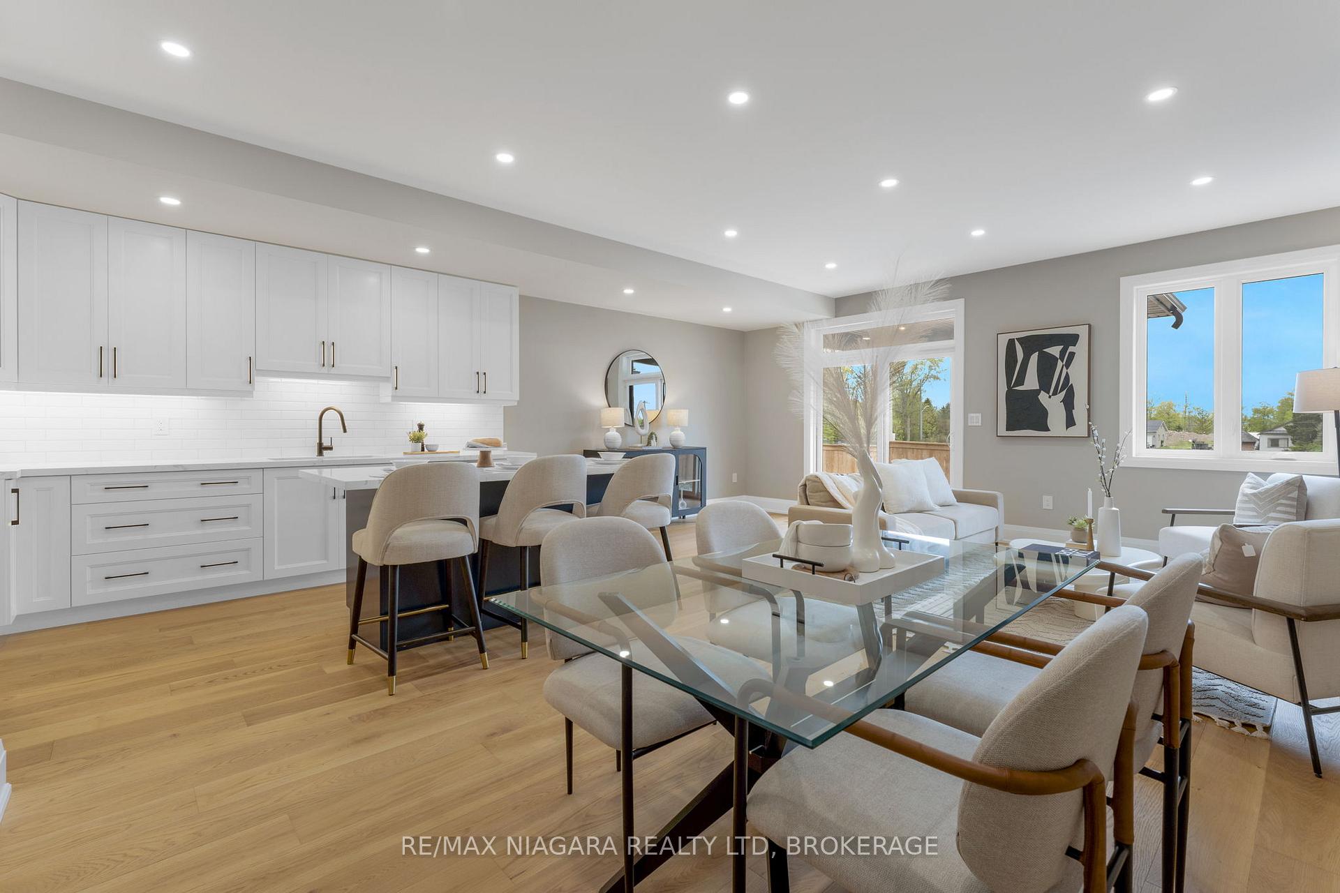 Photo 35 of 6220 Curlin Crescent, Niagara Falls, Forestview — HOMEH