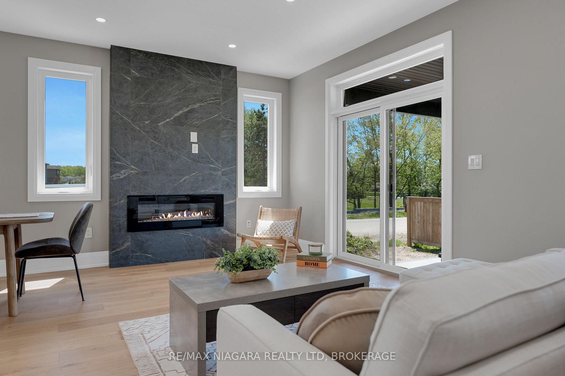 Photo 17 of 6220 Curlin Crescent, Niagara Falls, Forestview — HOMEH