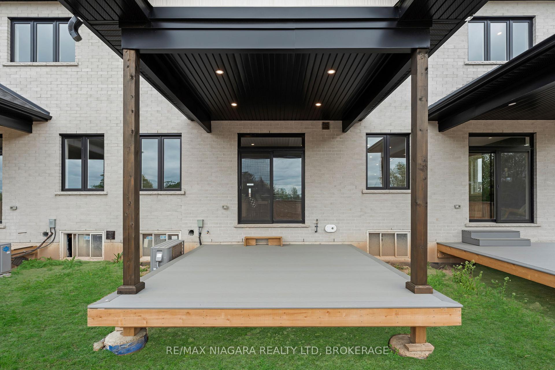 Photo 33 of 6220 Curlin Crescent, Niagara Falls, Forestview — HOMEH