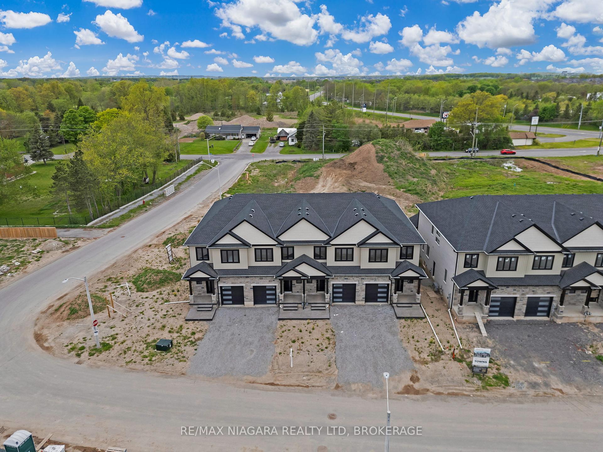 Photo 34 of 6220 Curlin Crescent, Niagara Falls, Forestview — HOMEH