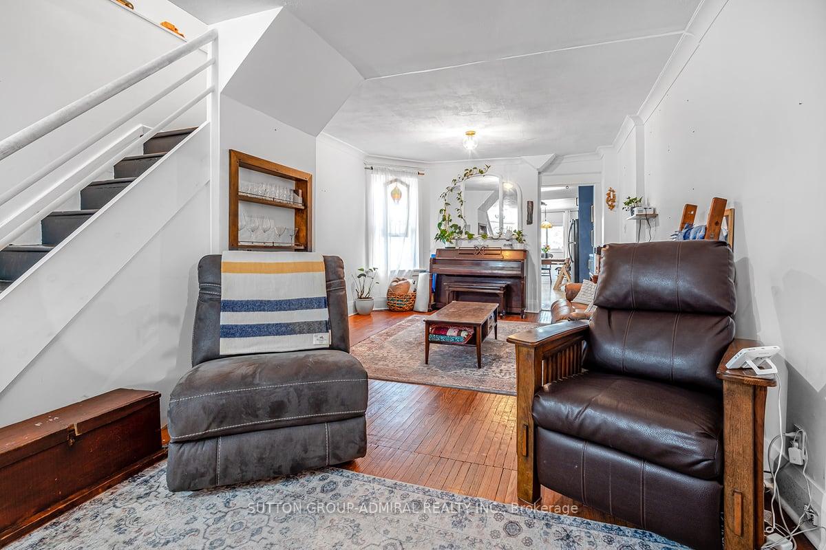 Photo 2 of 623 Rhodes Avenue, Toronto, Greenwood-Coxwell — HOMEH