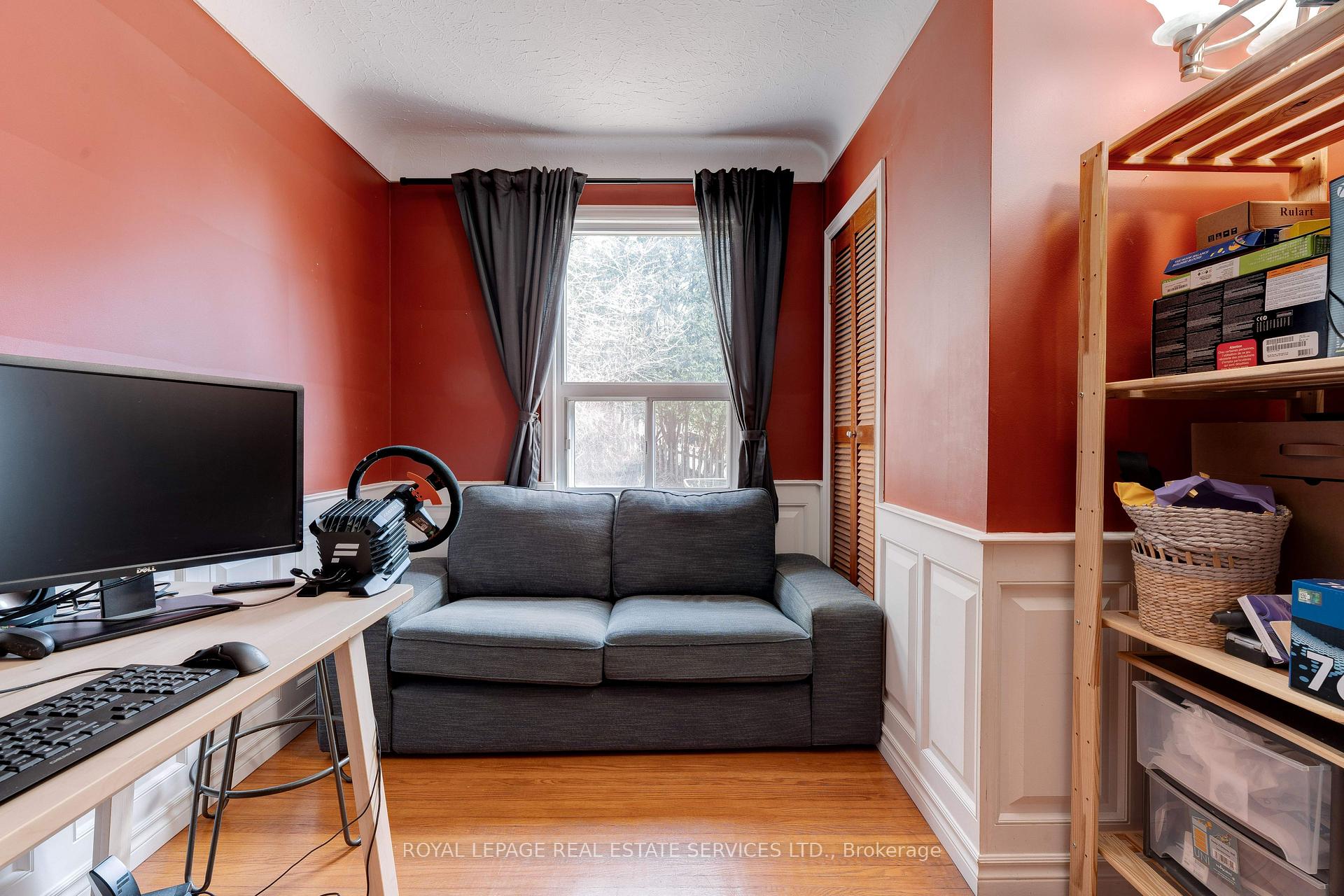 Photo 16 of 10 Linda Court, Hamilton, Dundas — HOMEH