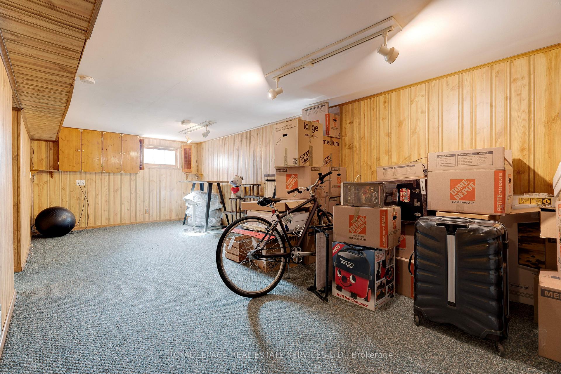 Photo 29 of 10 Linda Court, Hamilton, Dundas — HOMEH